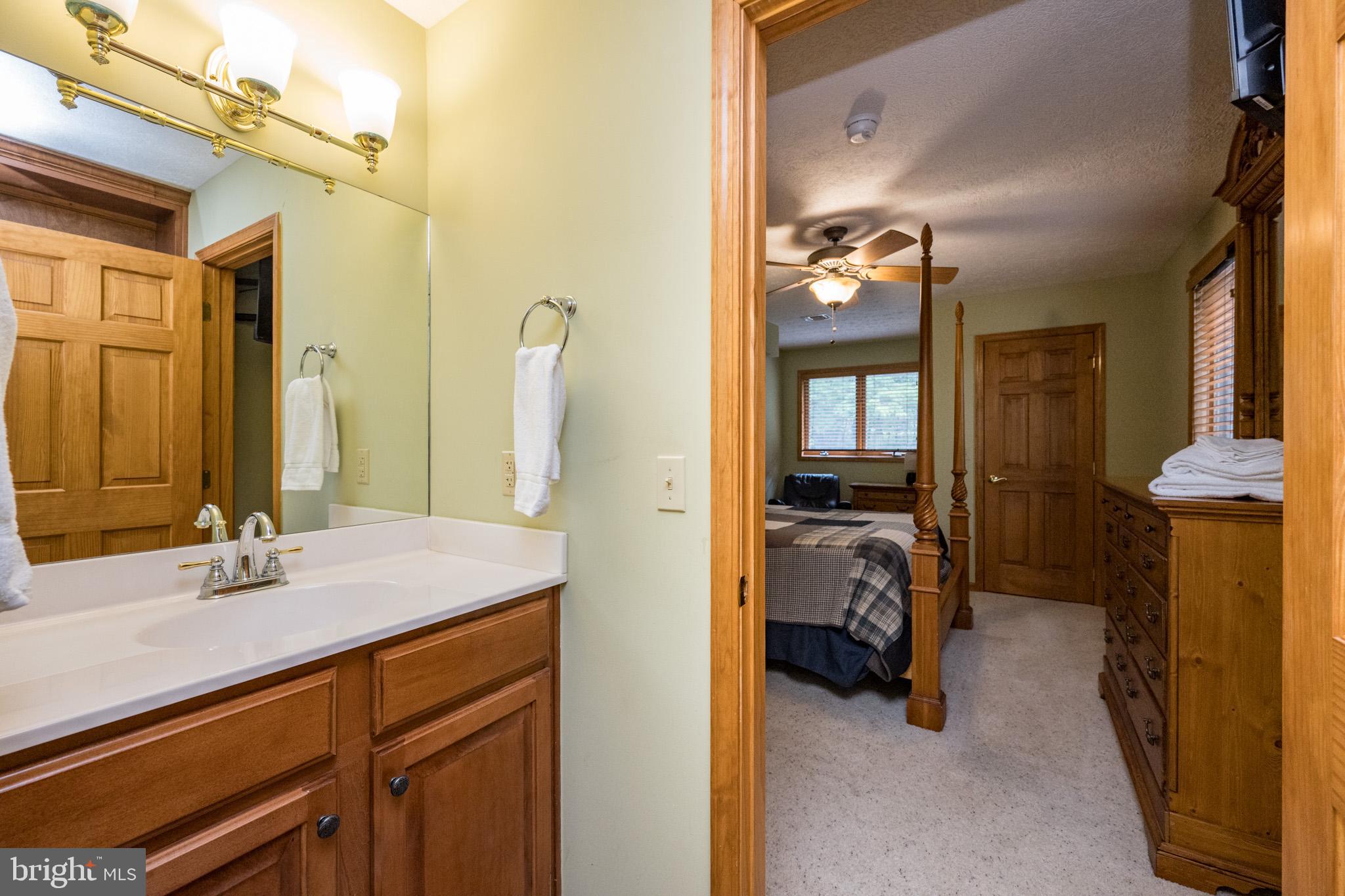 DEEP CREEK HIGHLANDS - Residential