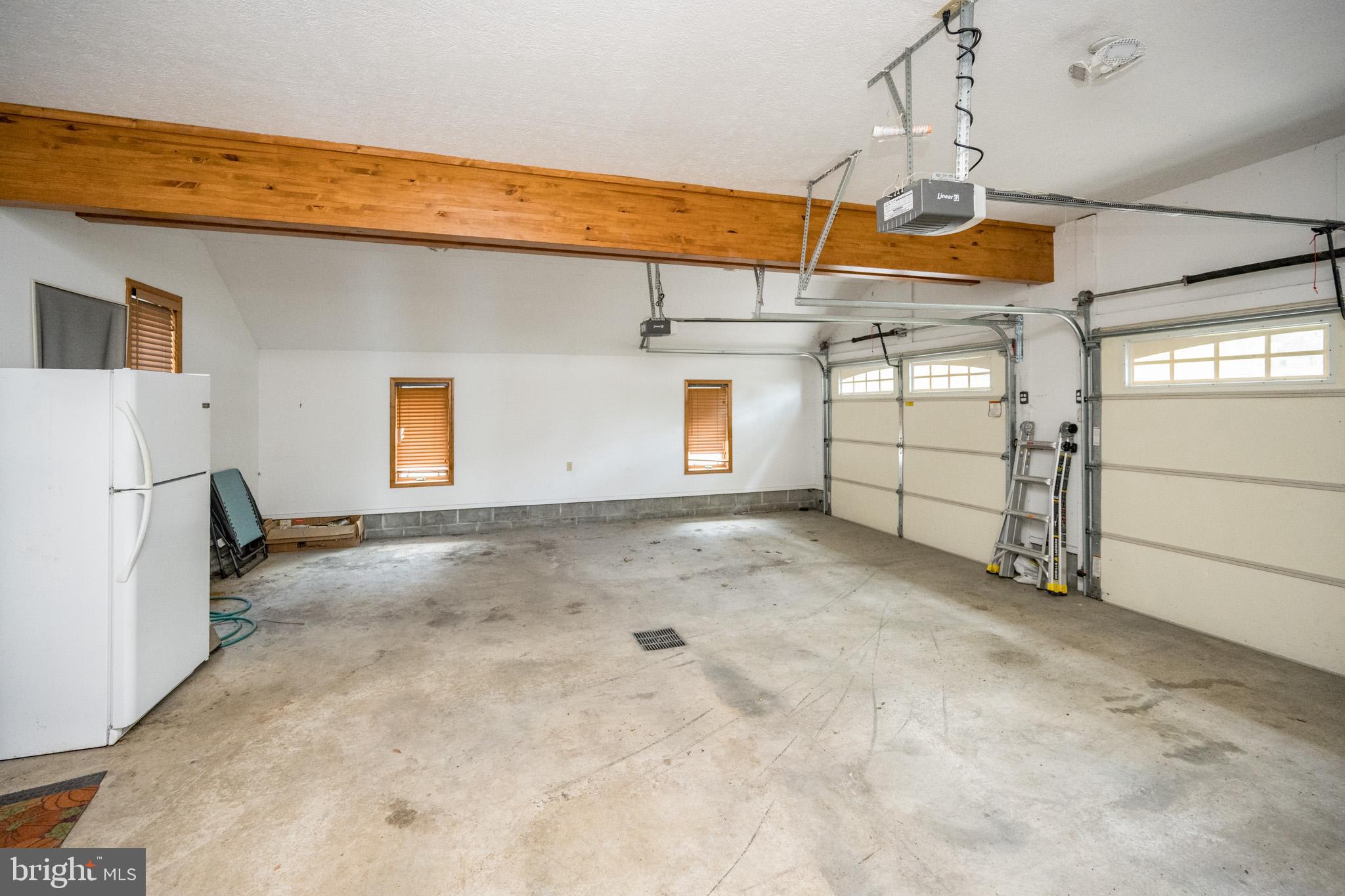 DEEP CREEK HIGHLANDS - Residential