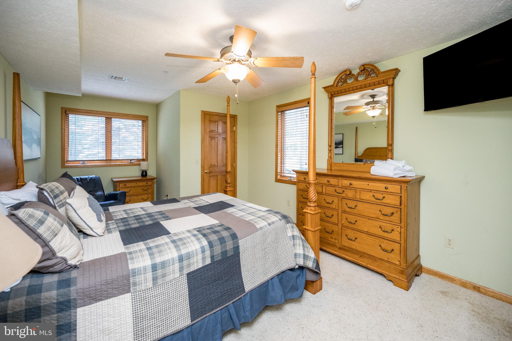 DEEP CREEK HIGHLANDS - Residential