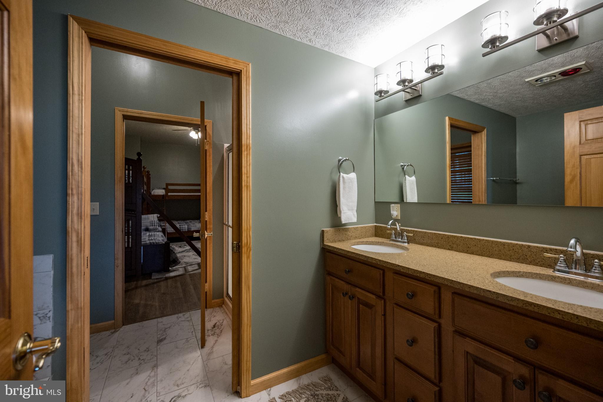 DEEP CREEK HIGHLANDS - Residential