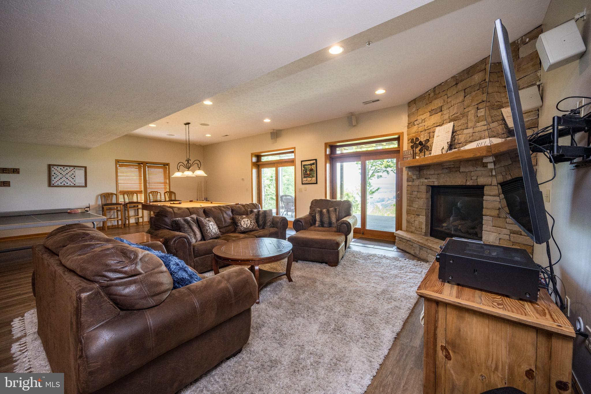 DEEP CREEK HIGHLANDS - Residential