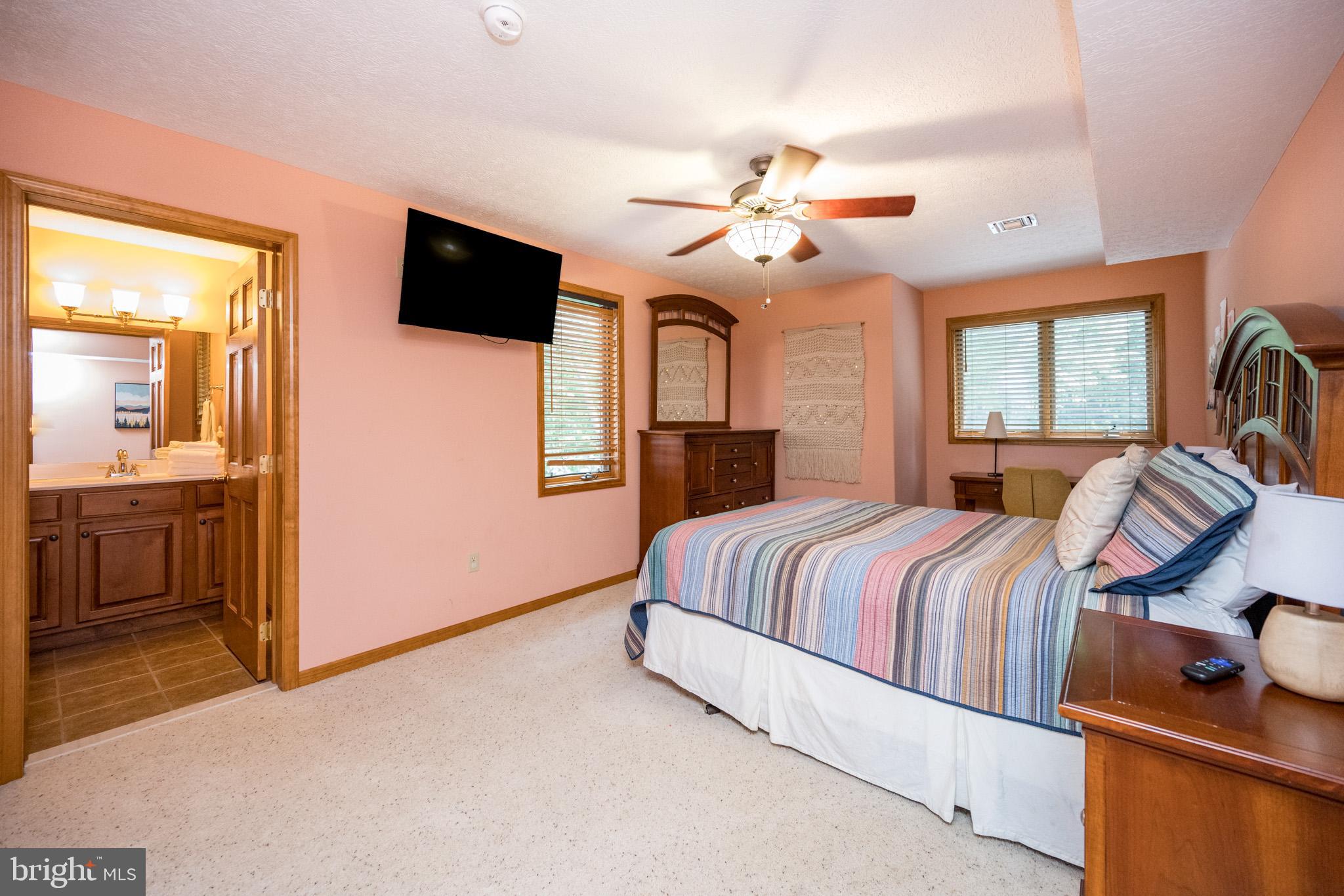 DEEP CREEK HIGHLANDS - Residential