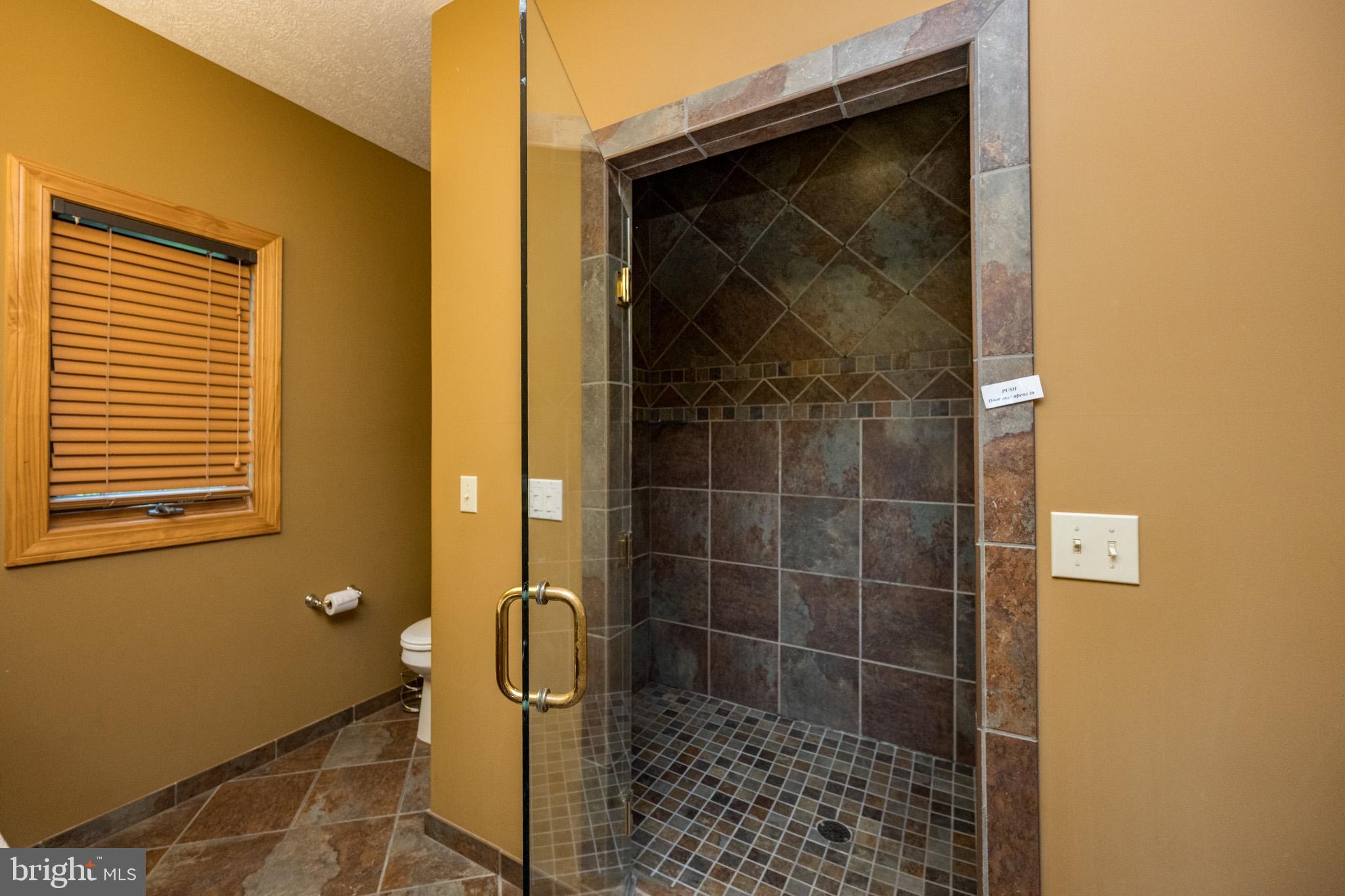 DEEP CREEK HIGHLANDS - Residential