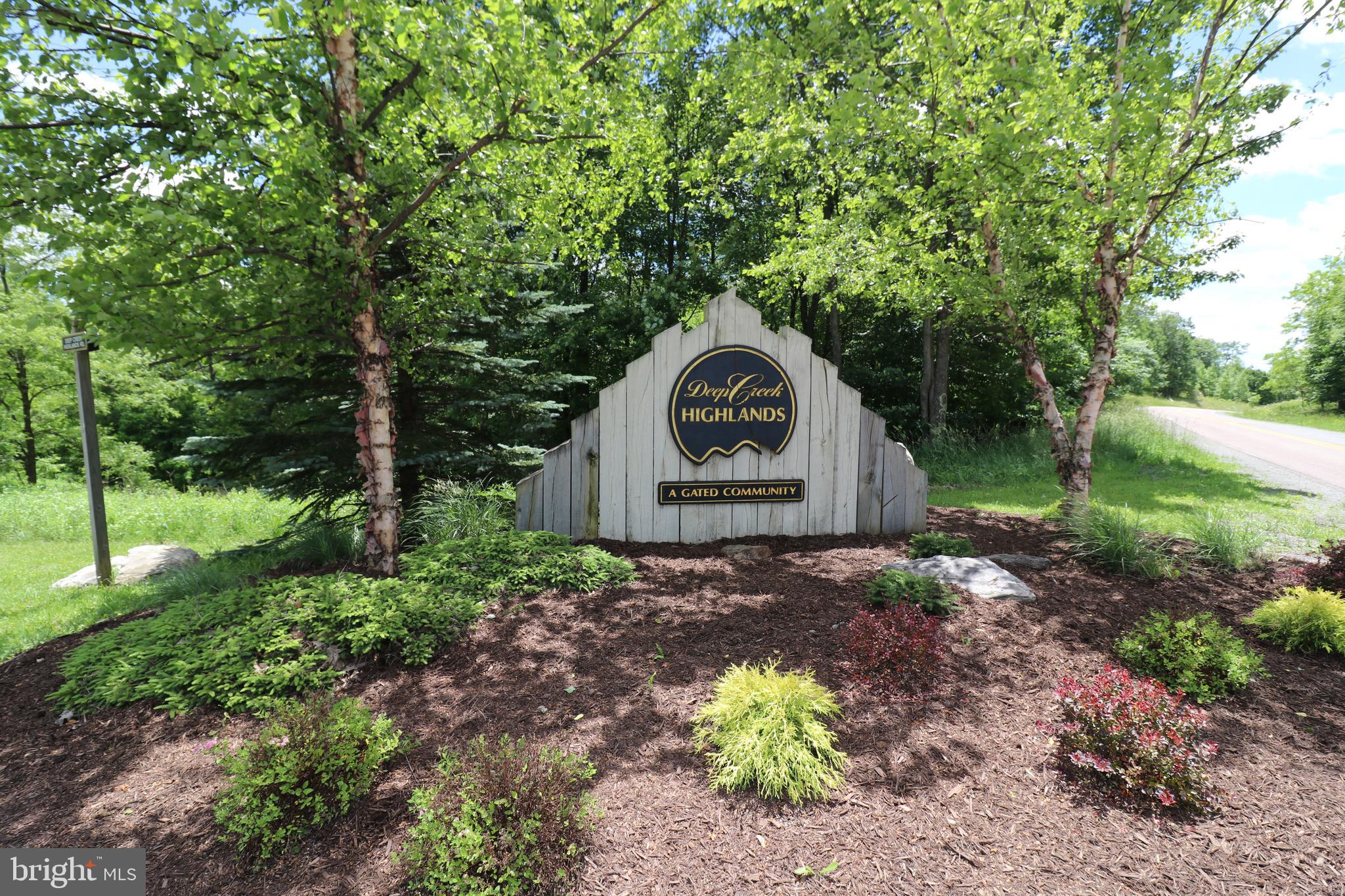 DEEP CREEK HIGHLANDS - Residential