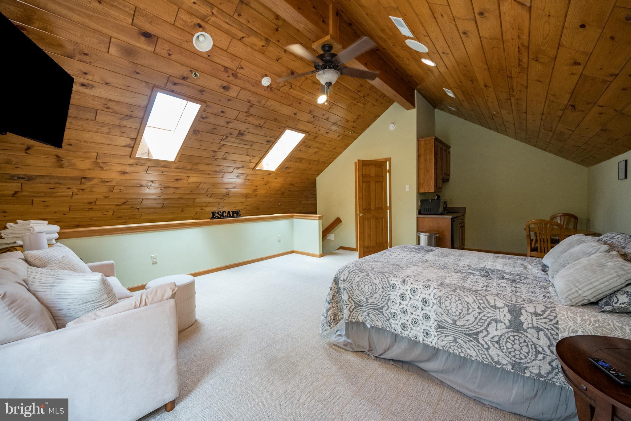 DEEP CREEK HIGHLANDS - Residential