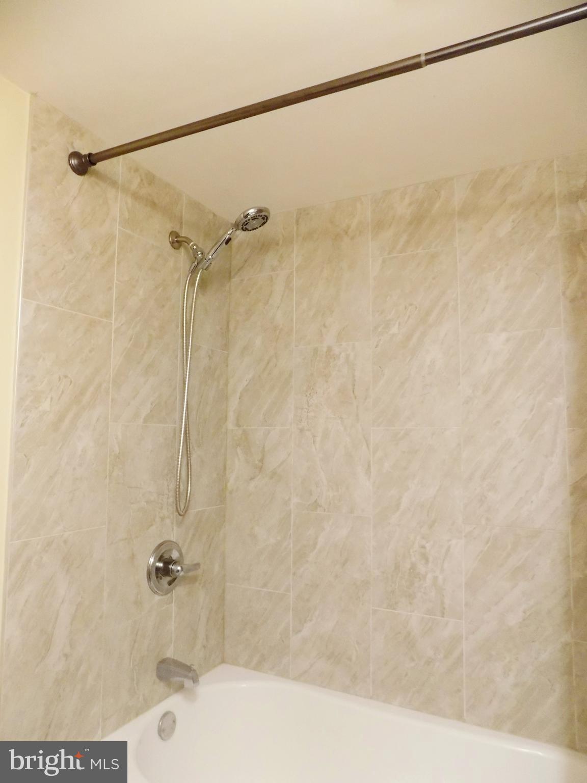 THE HUNTSMAN CONDOMINIUM - Residential