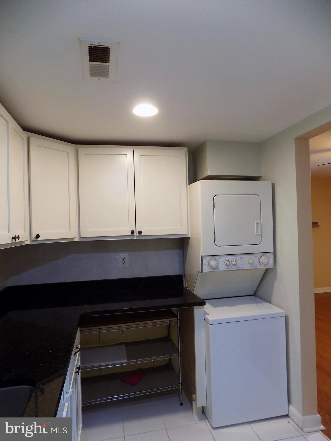 THE HUNTSMAN CONDOMINIUM - Residential