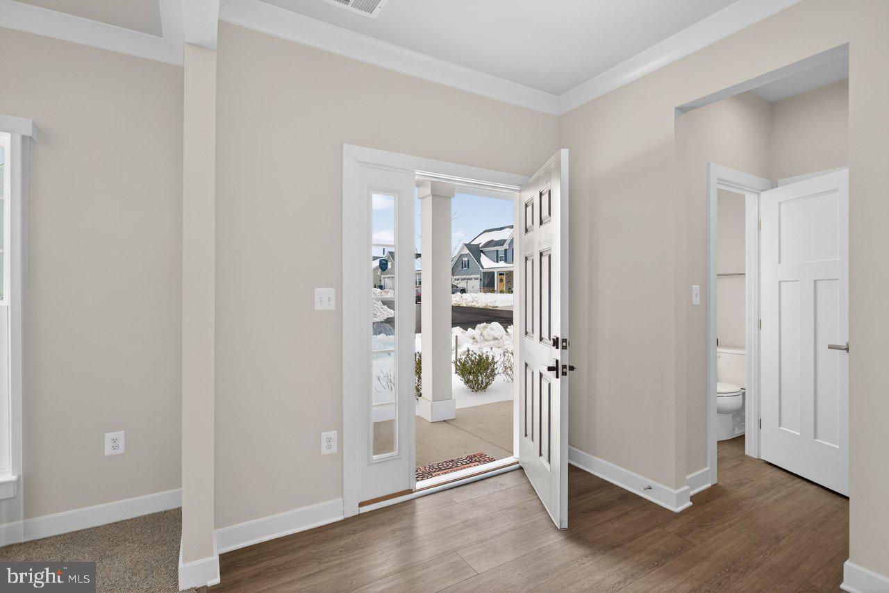 10615 WHISPERING PINE LANE