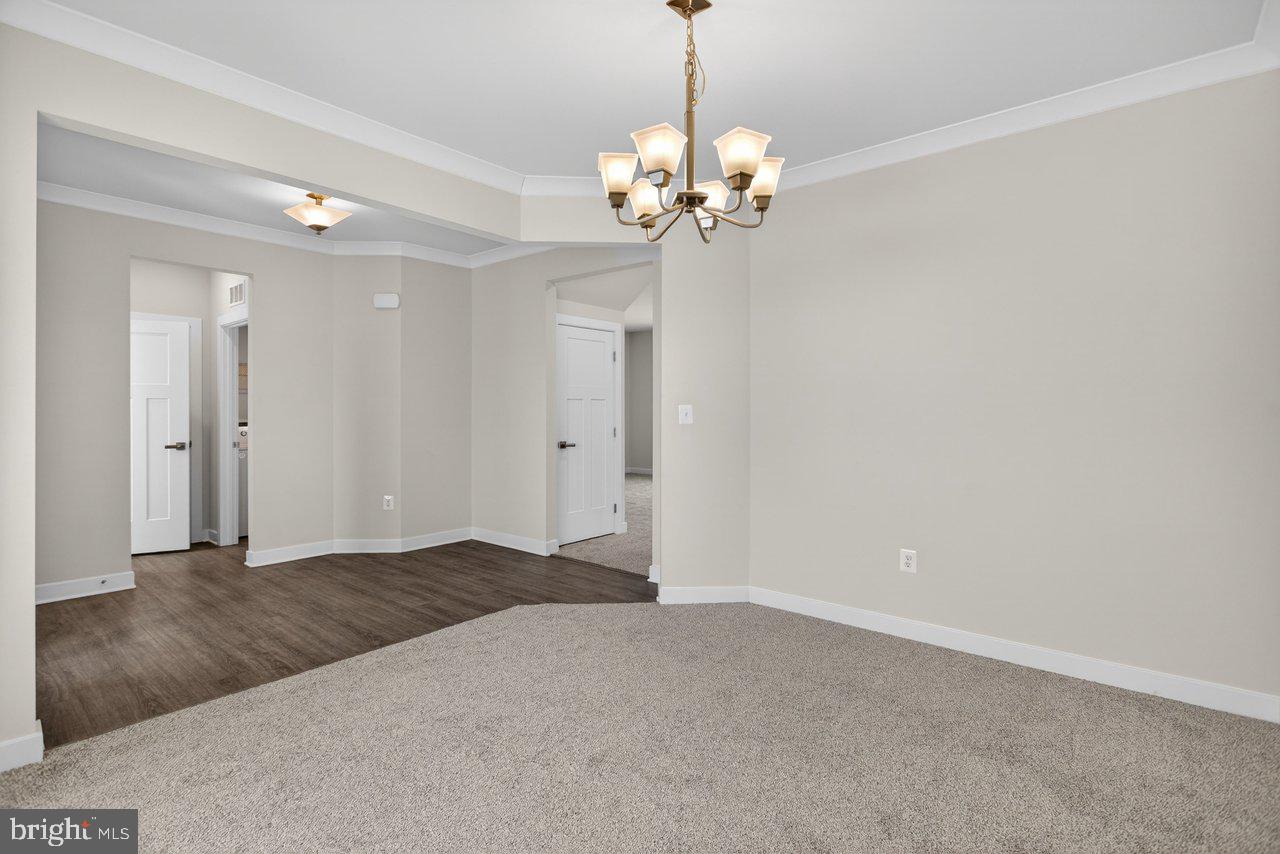 10615 WHISPERING PINE LANE