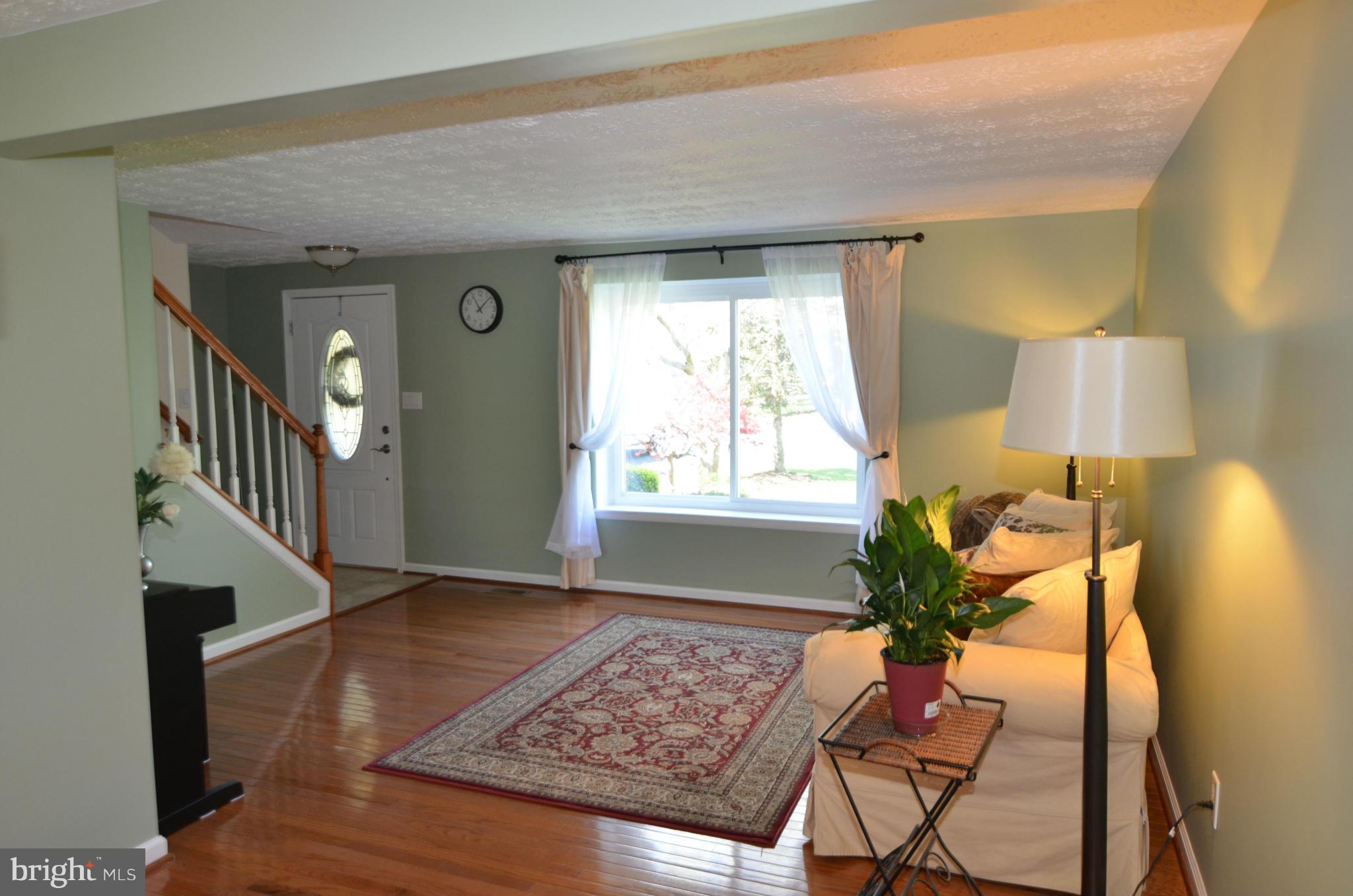 FOX MILL ESTATES - Residential