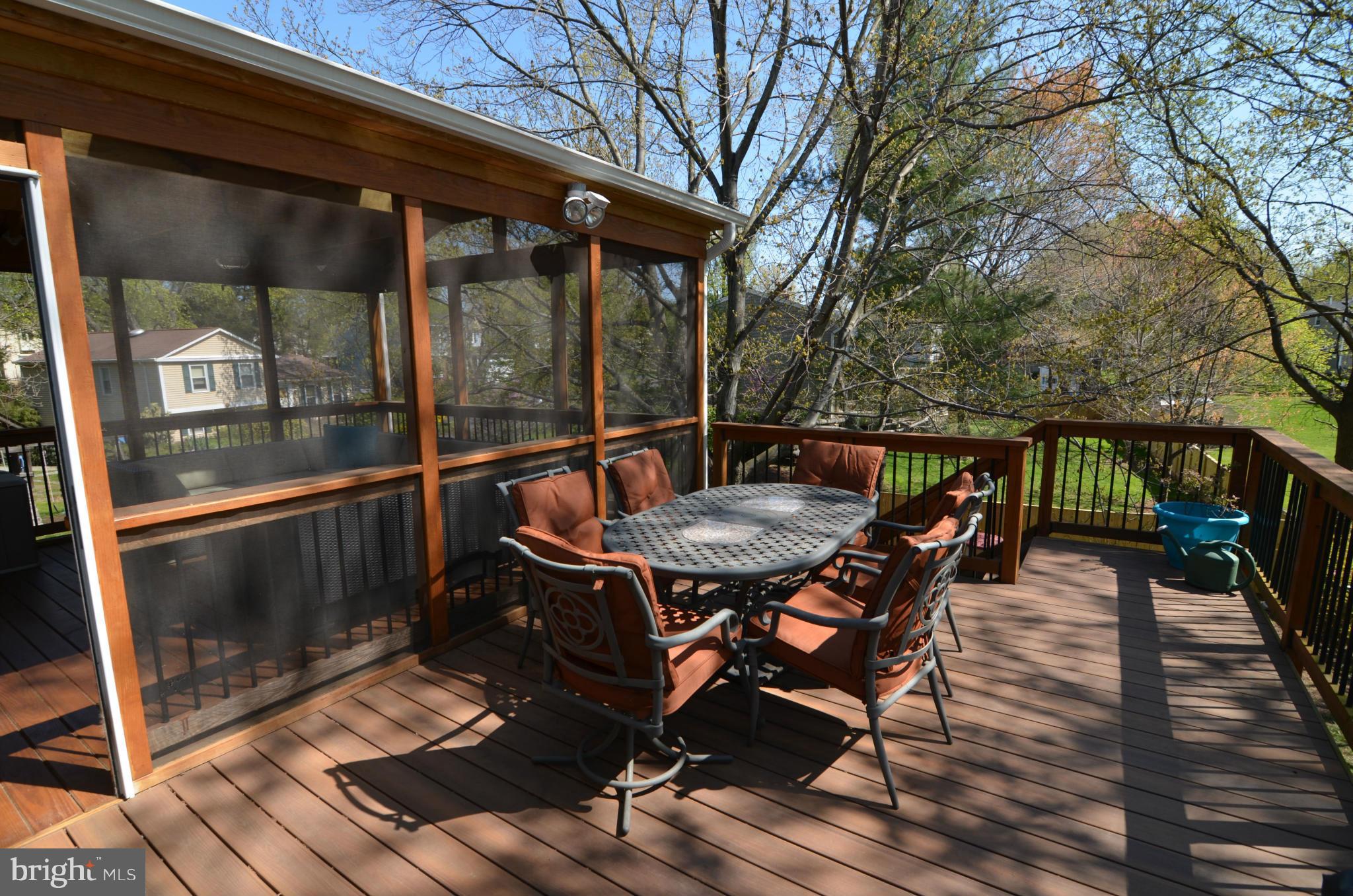 FOX MILL ESTATES - Residential