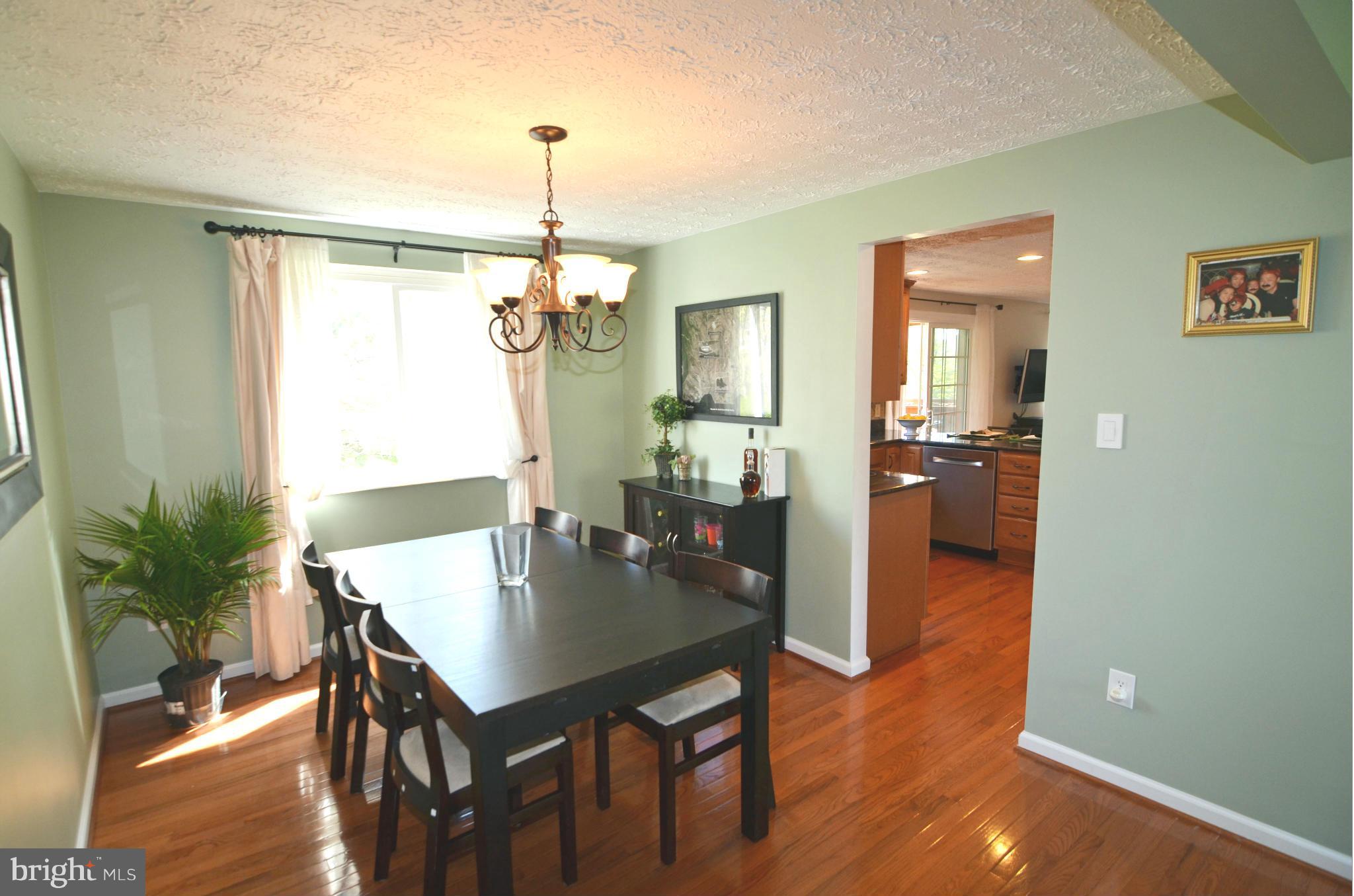 FOX MILL ESTATES - Residential