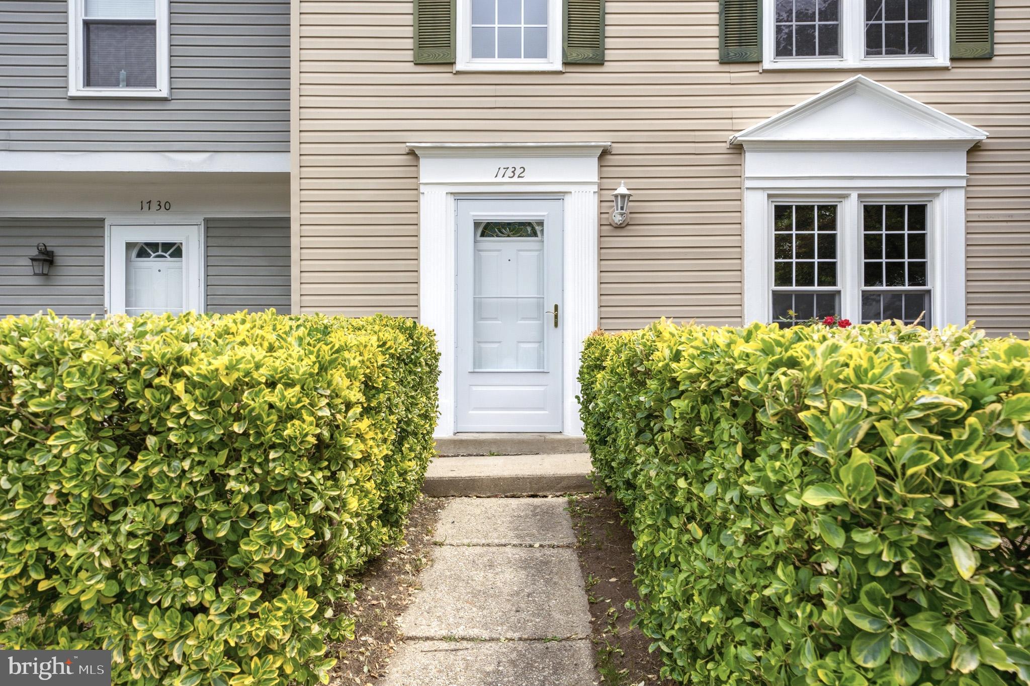 1732 BRIGHTWELL COURT