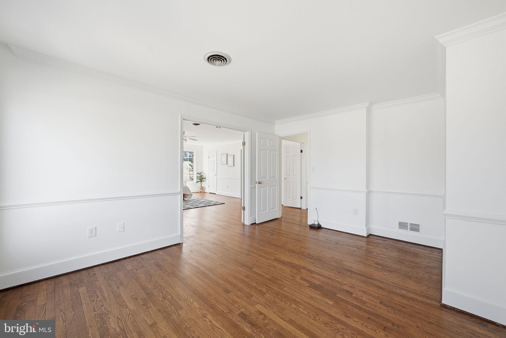 MCAULEY PARK - Residential