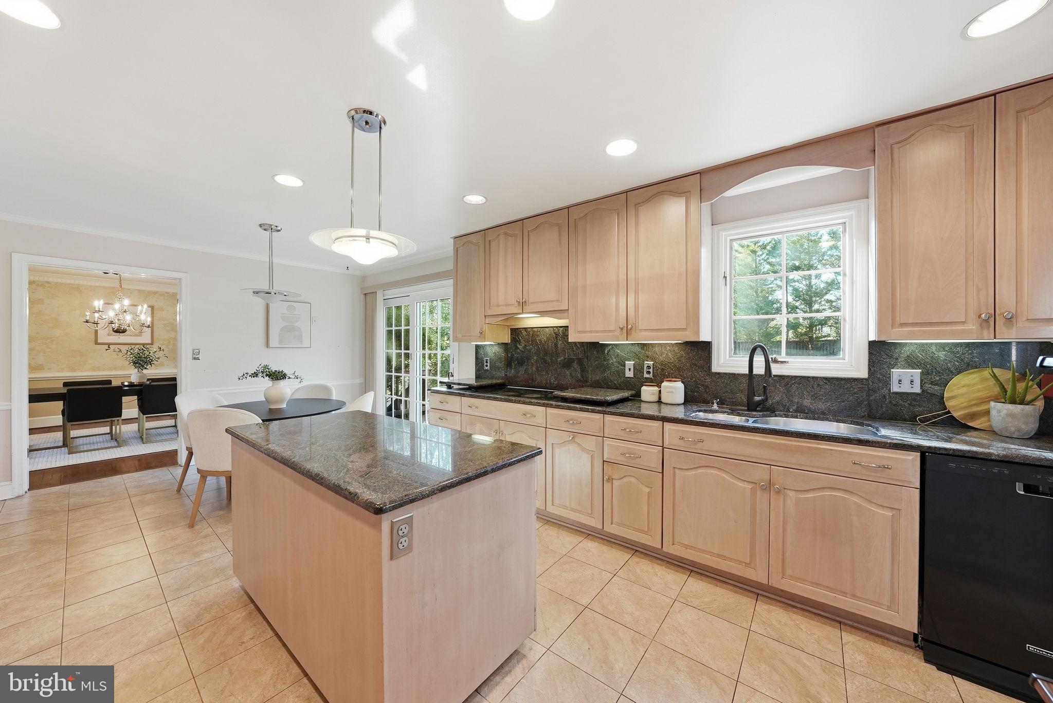 MCAULEY PARK - Residential