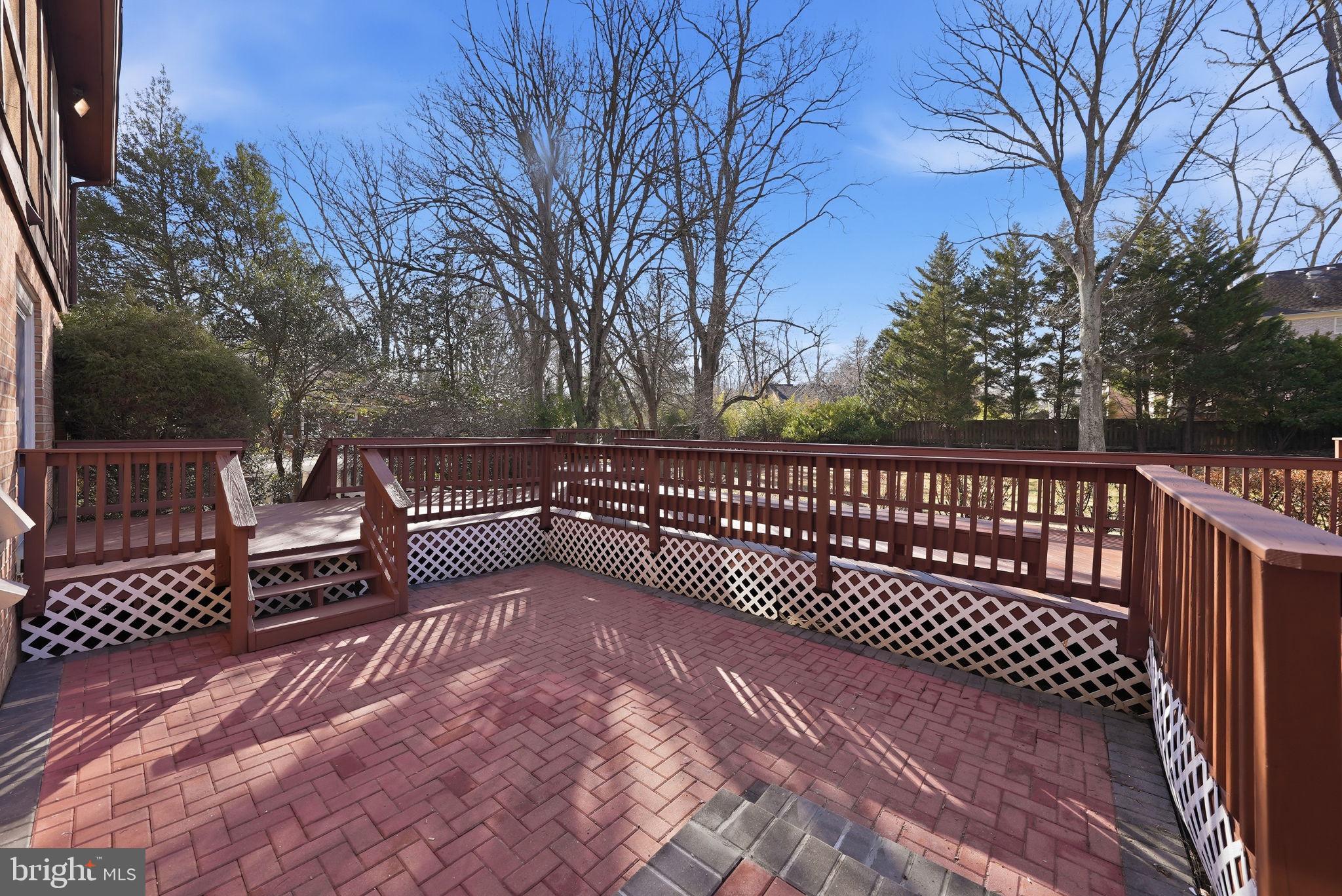 MCAULEY PARK - Residential