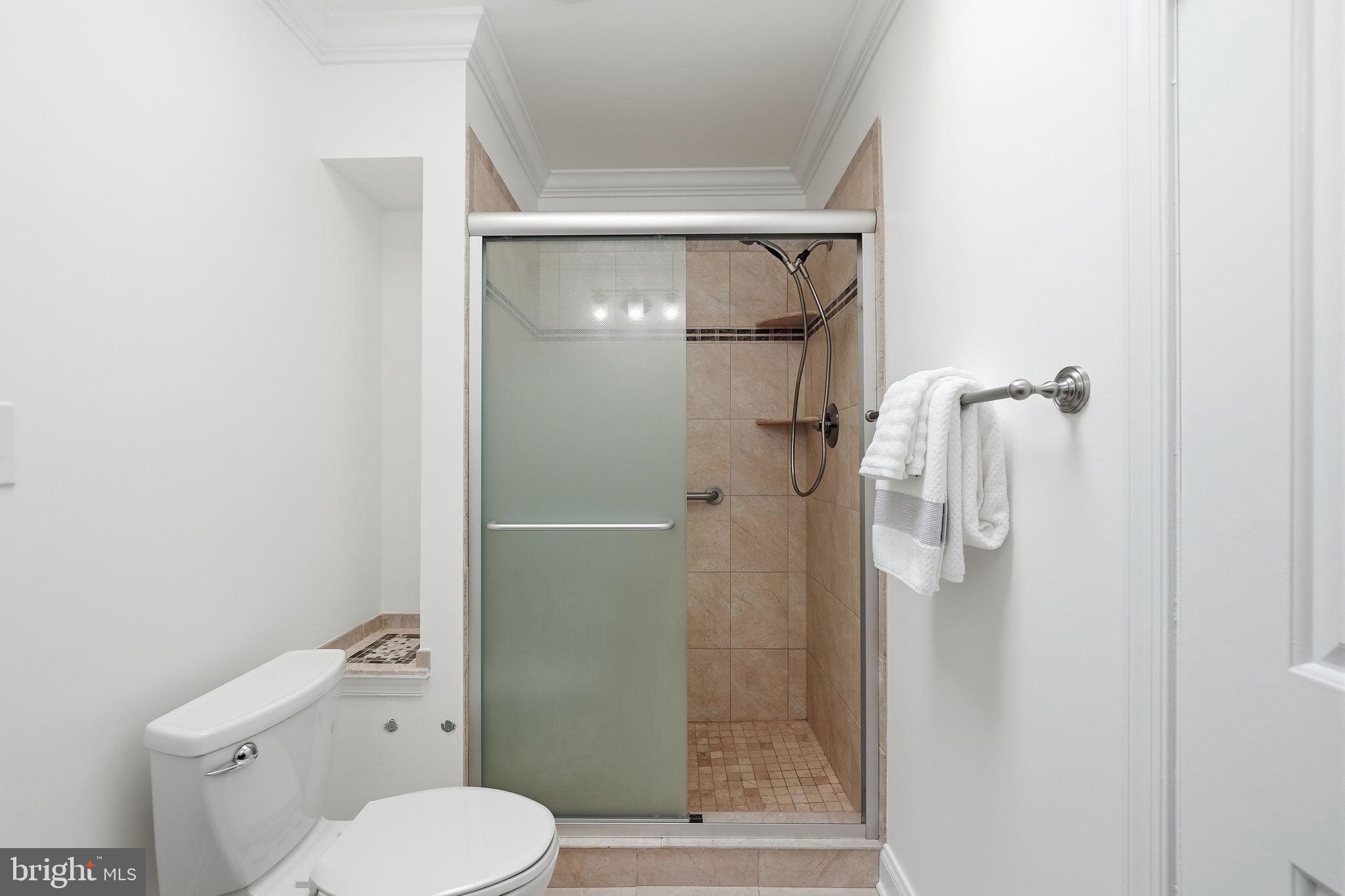 MCAULEY PARK - Residential