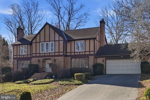 6 MERCY COURT ROCKVILLE MD 20854