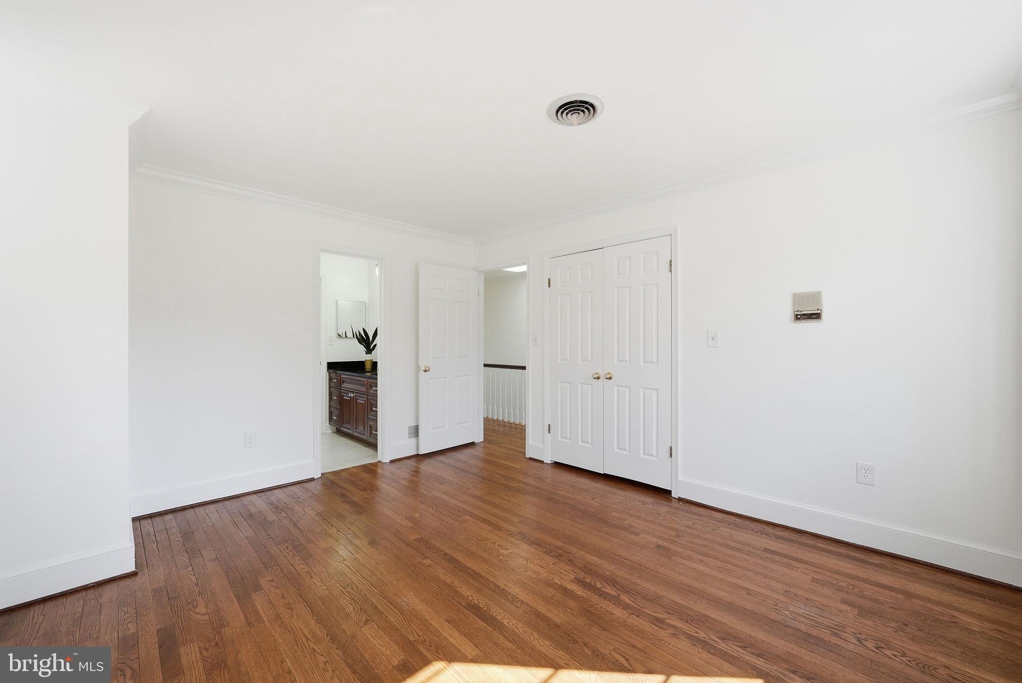 MCAULEY PARK - Residential