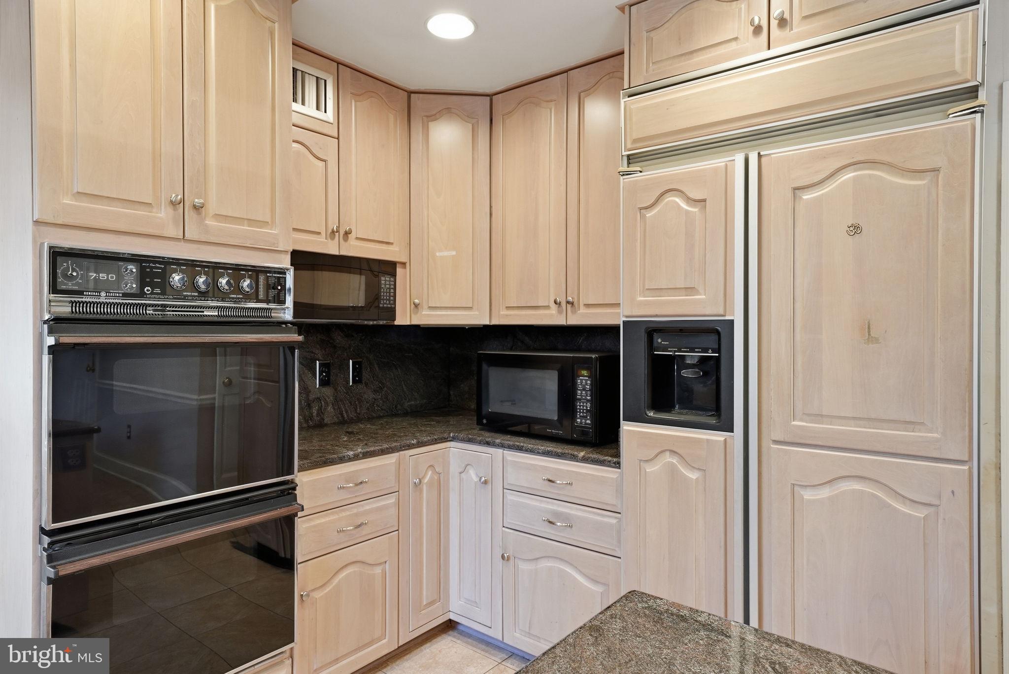 MCAULEY PARK - Residential