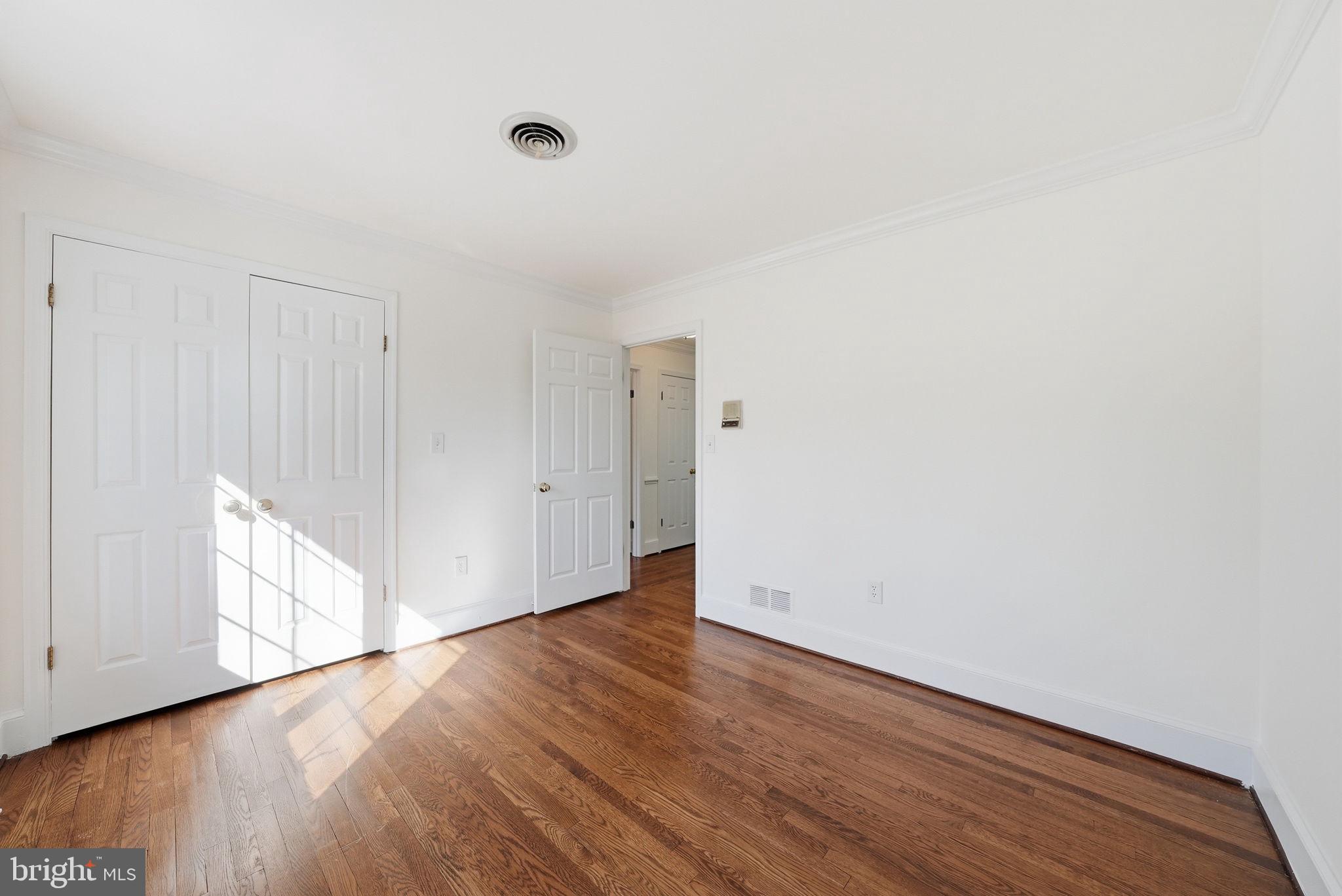 MCAULEY PARK - Residential