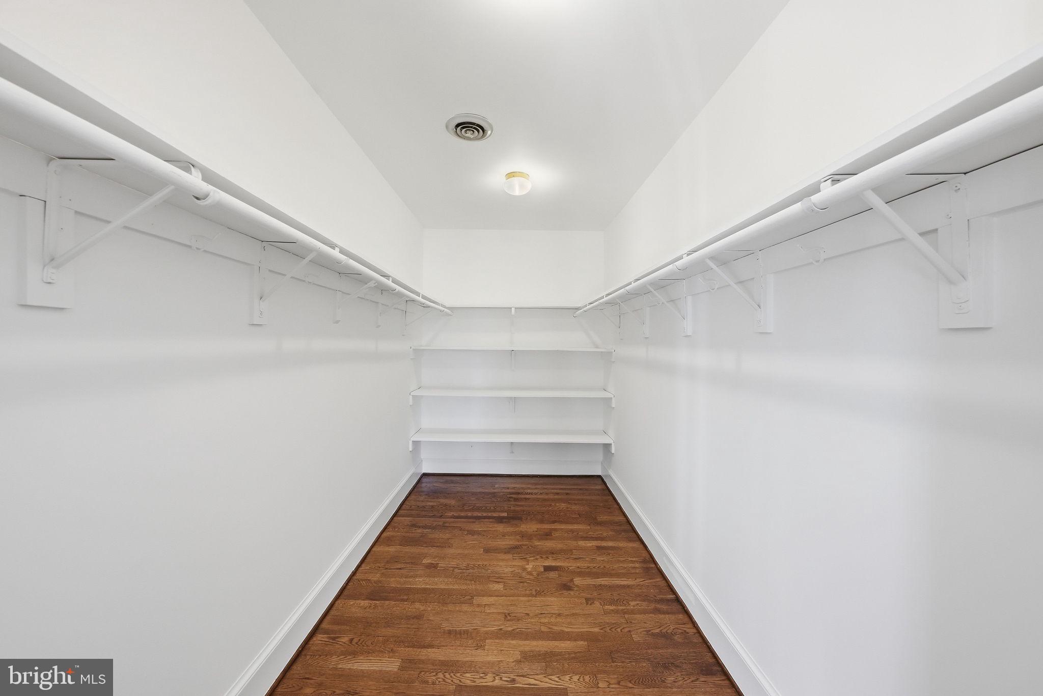 MCAULEY PARK - Residential