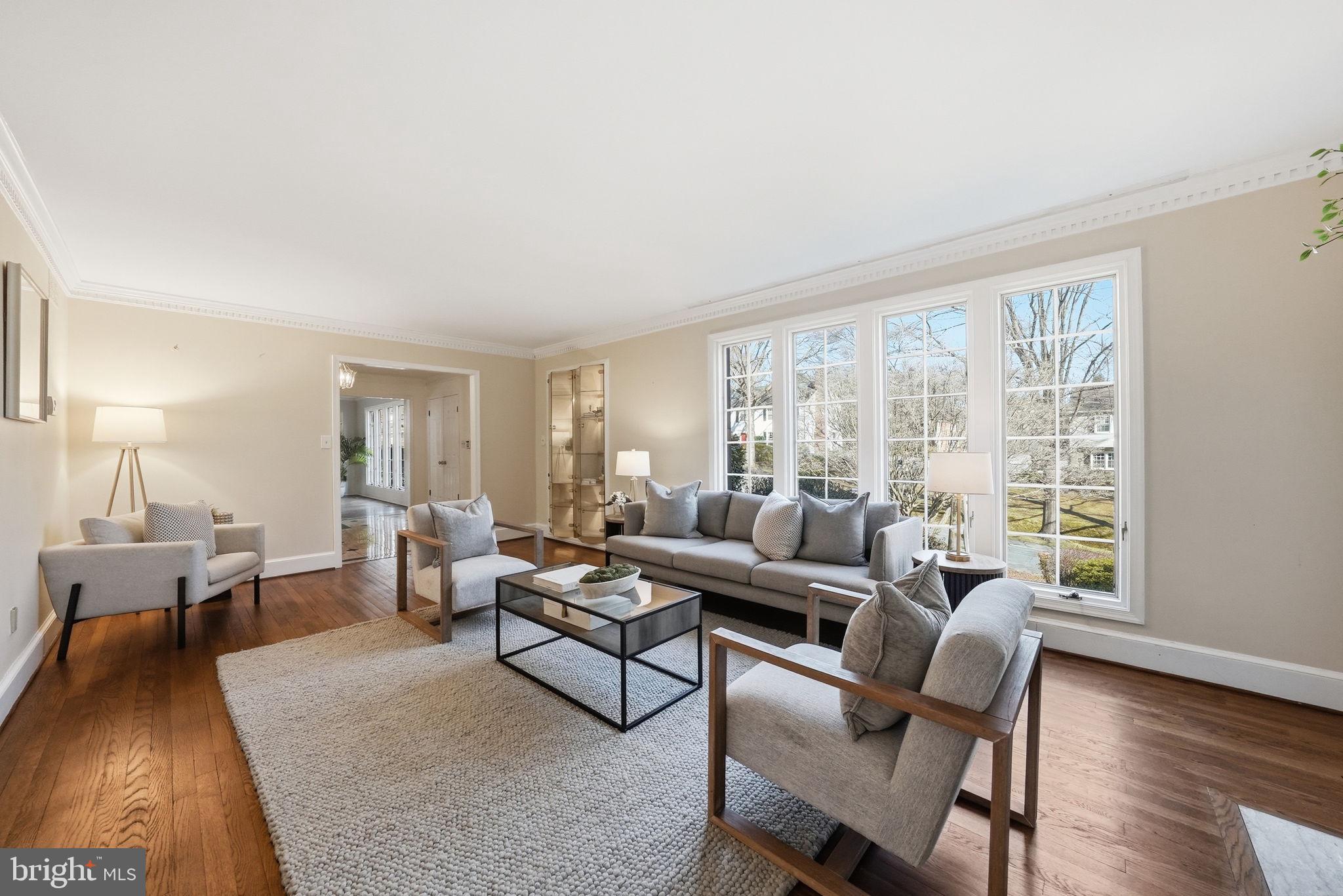 MCAULEY PARK - Residential