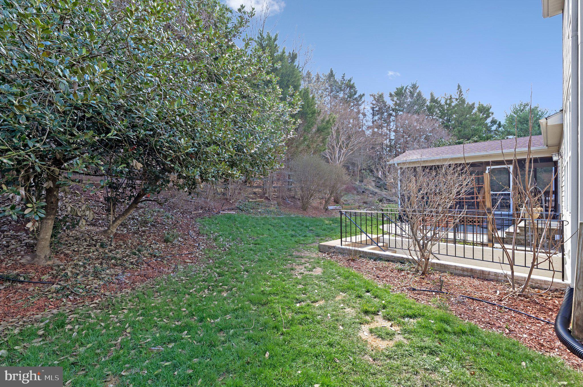 LOWES ISLAND/CASCADES - Residential