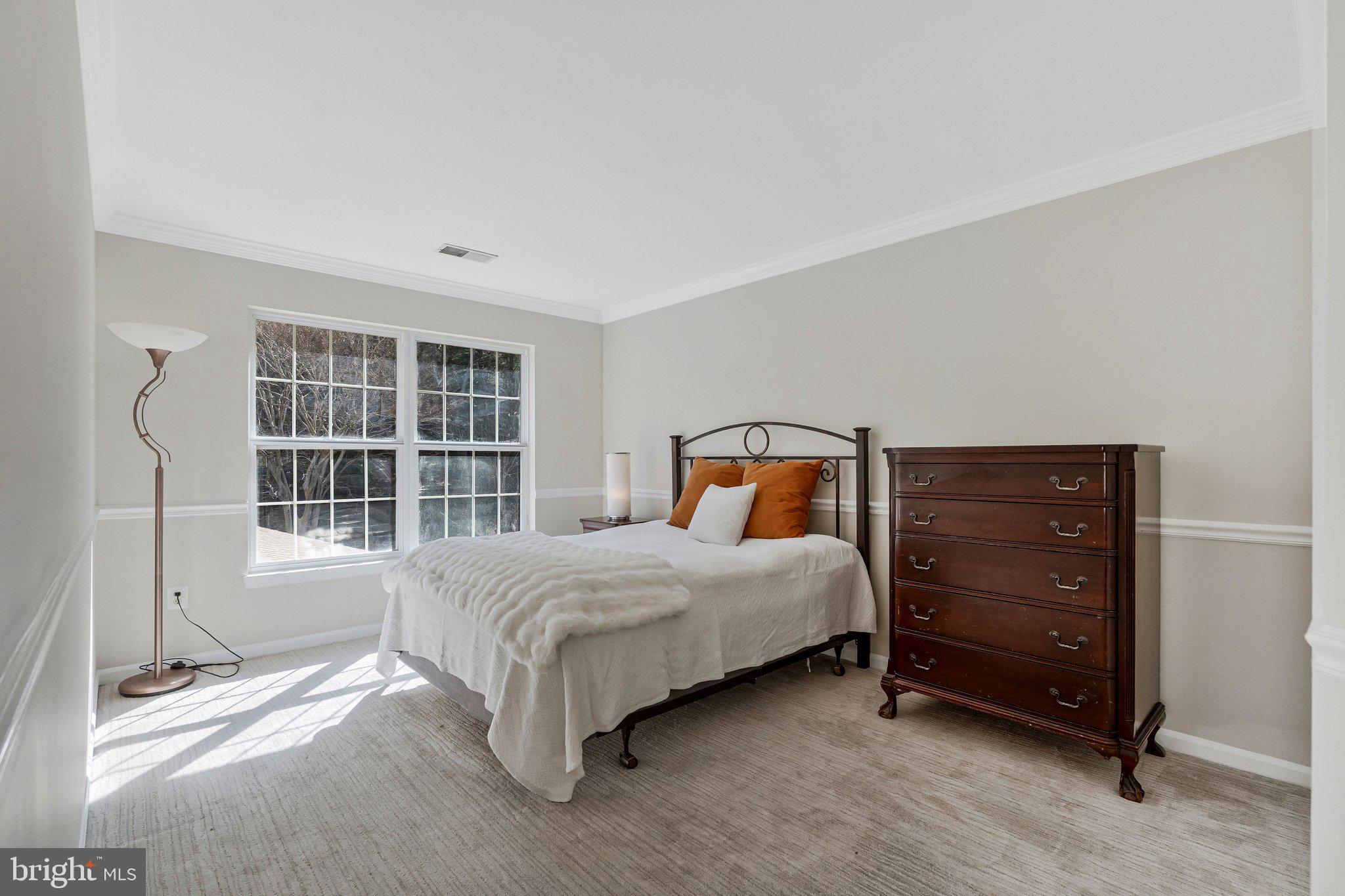 LOWES ISLAND/CASCADES - Residential