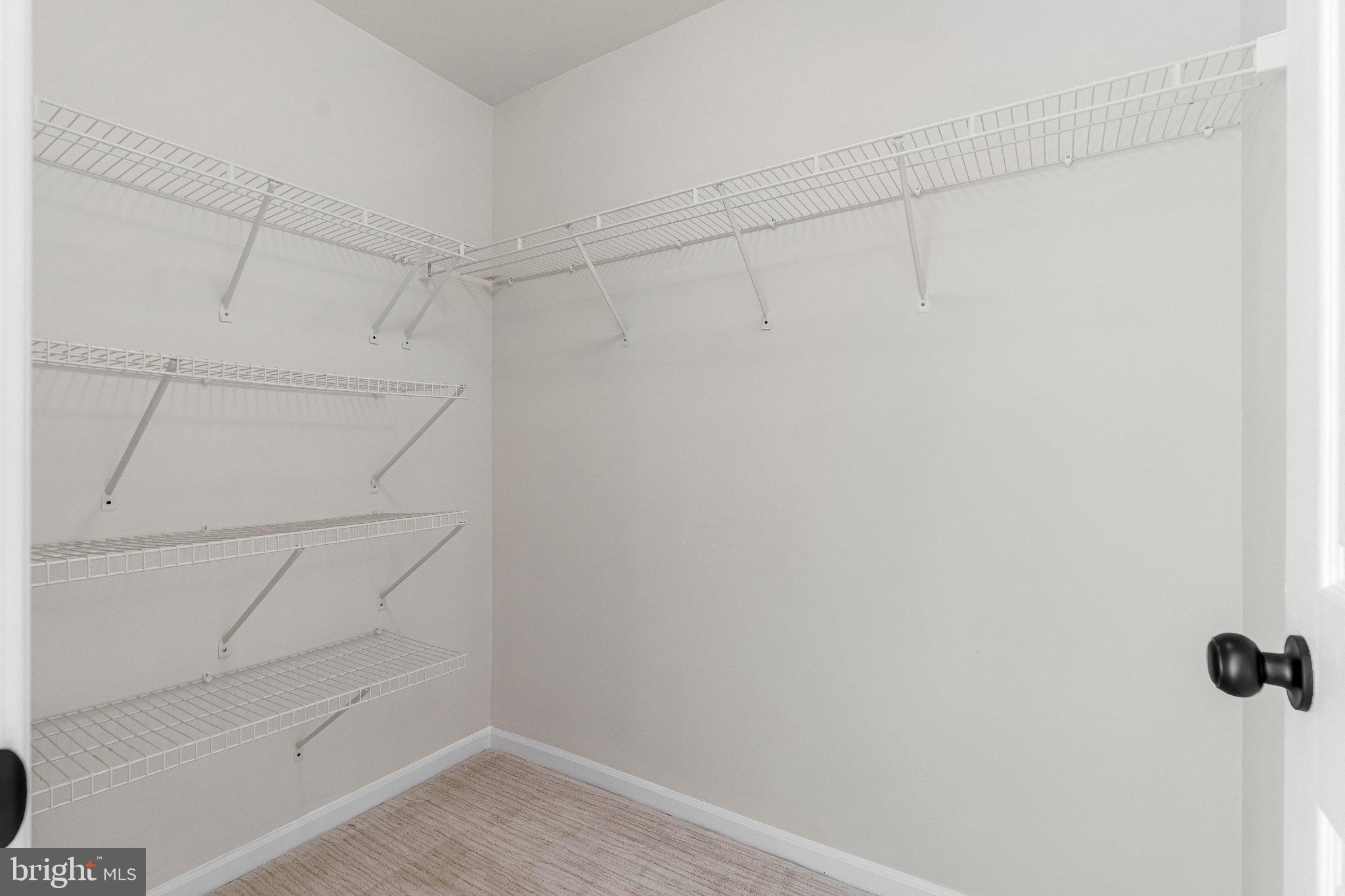 LOWES ISLAND/CASCADES - Residential