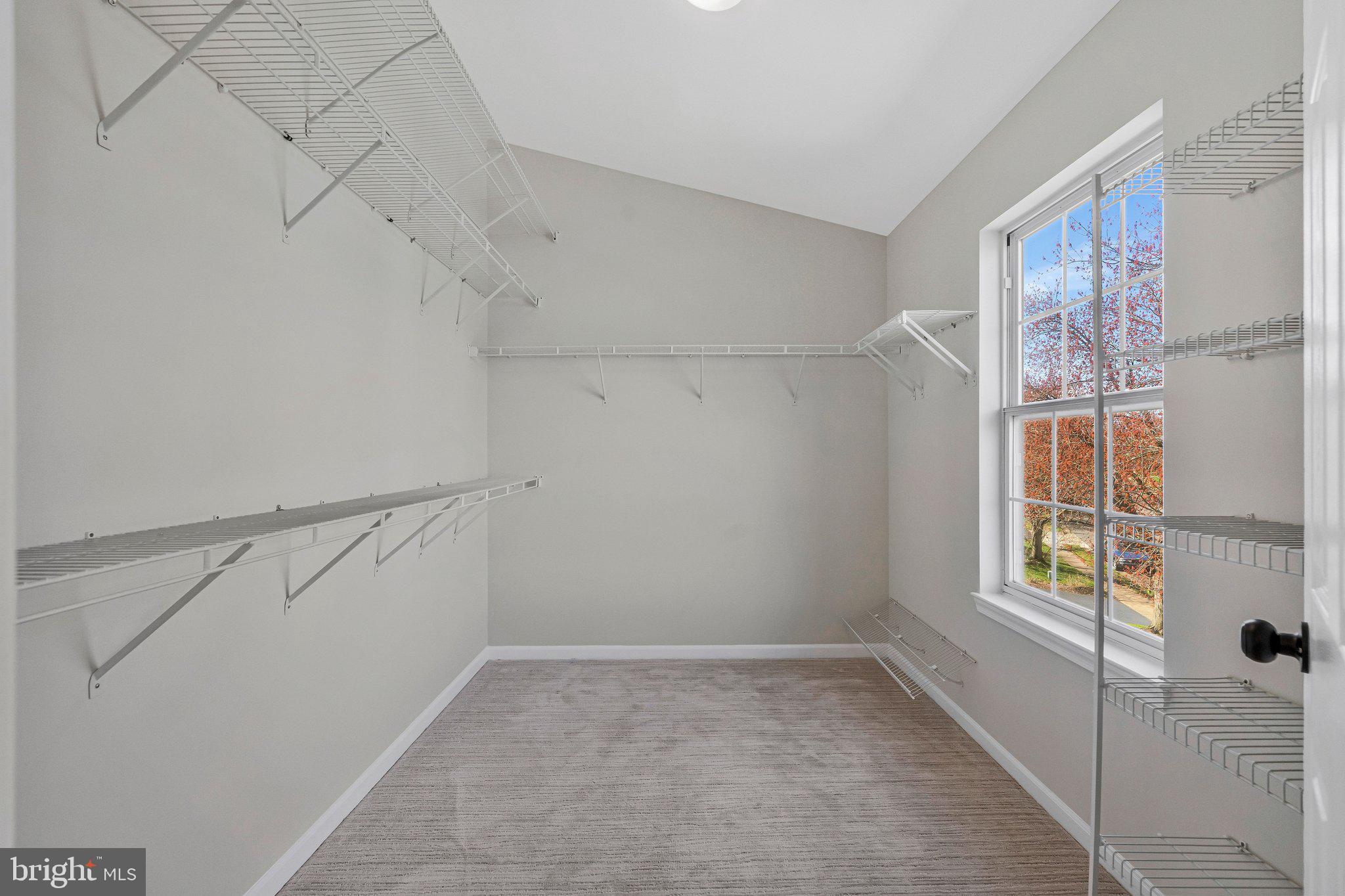 LOWES ISLAND/CASCADES - Residential