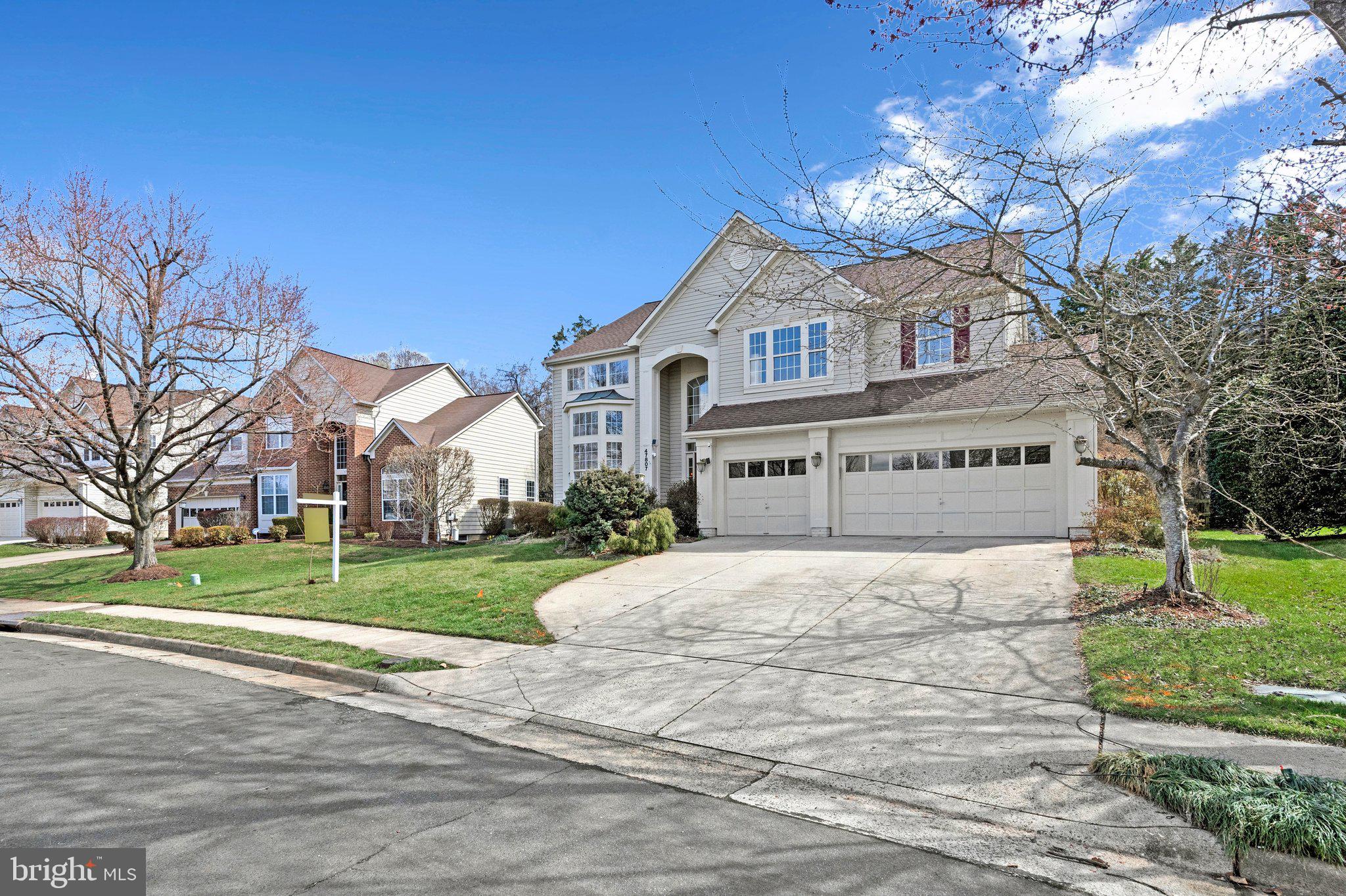 LOWES ISLAND/CASCADES - Residential