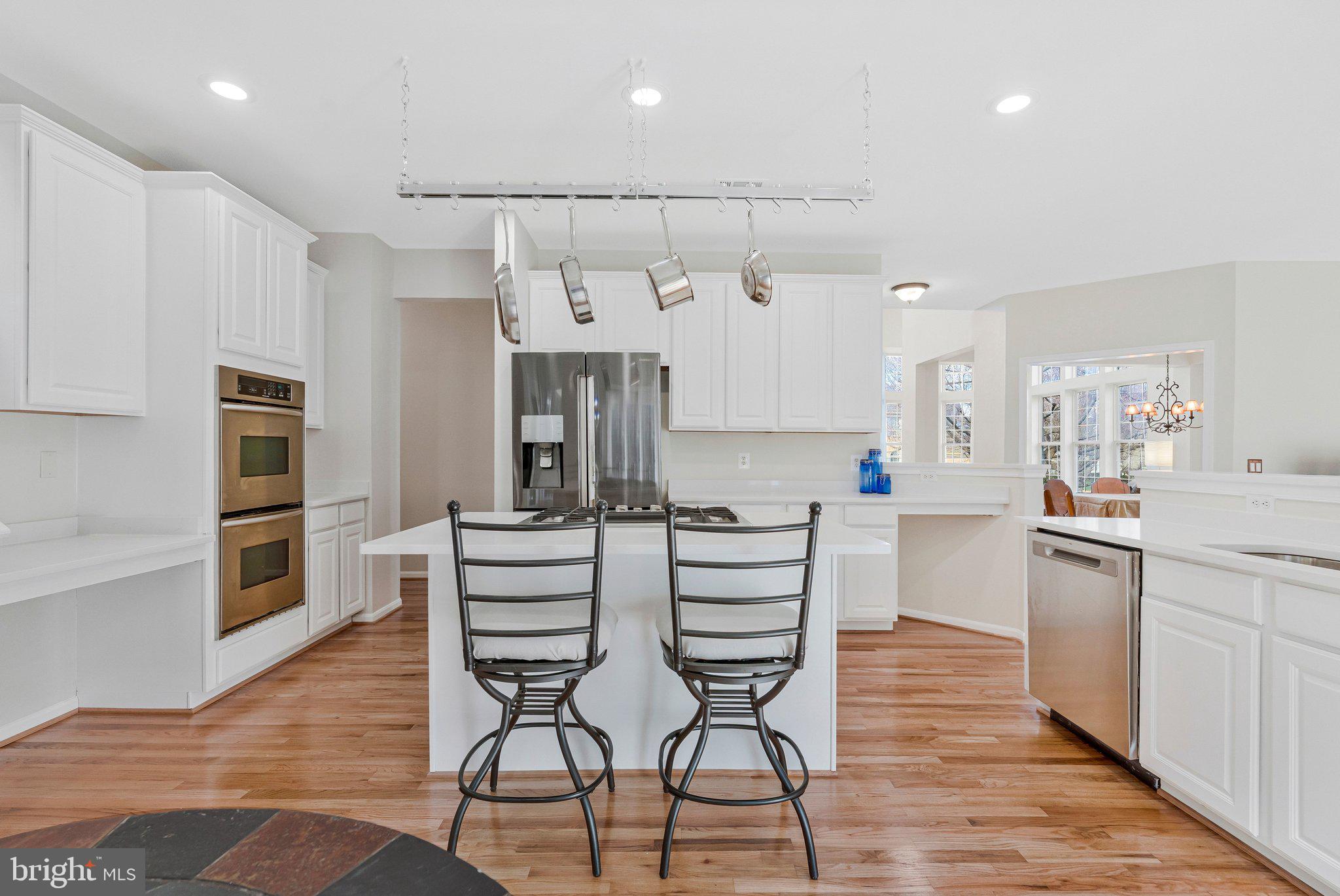 LOWES ISLAND/CASCADES - Residential