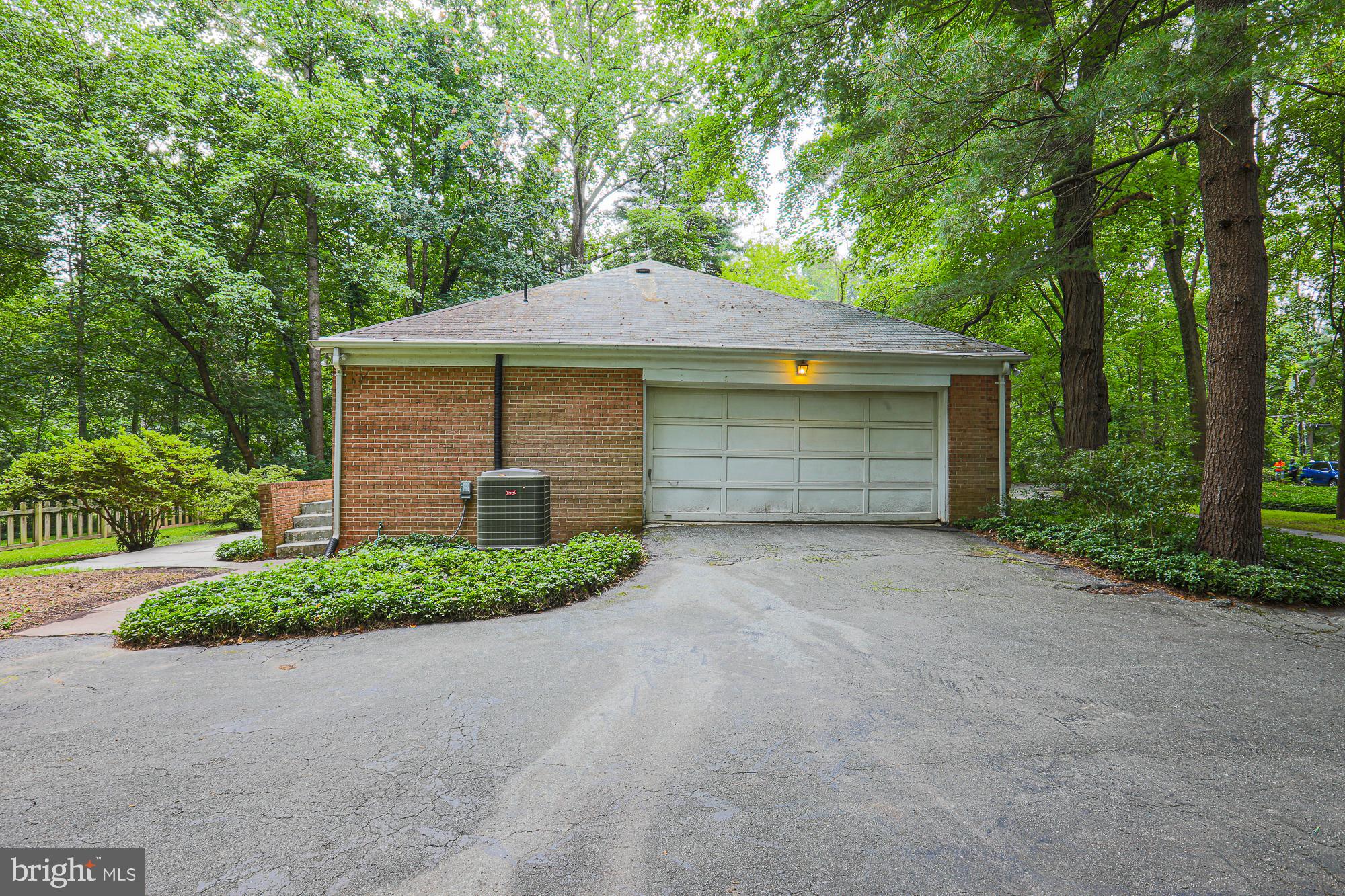 GOSHEN ESTATES - Residential