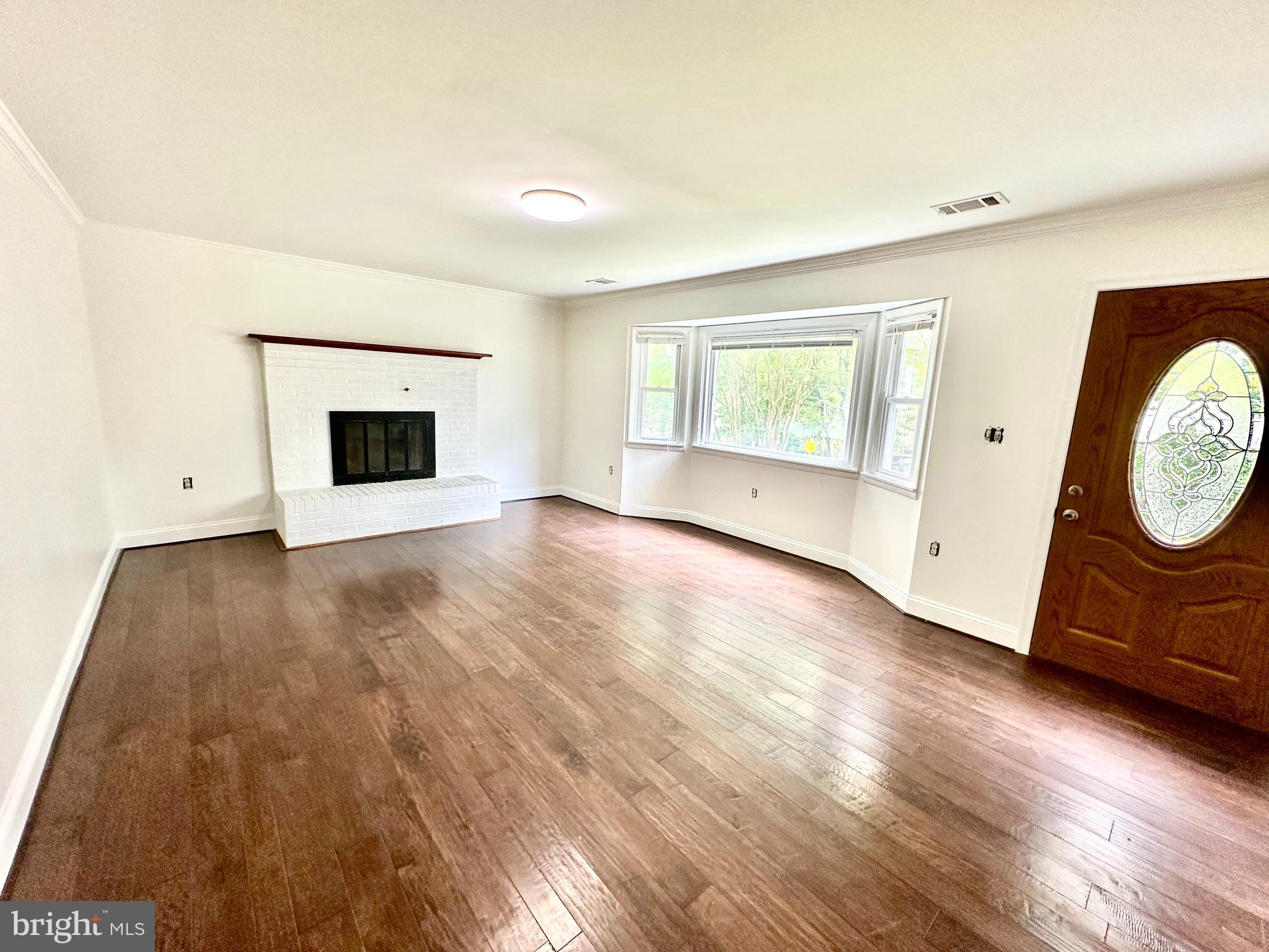 1176 IDYLEWILD DRIVE