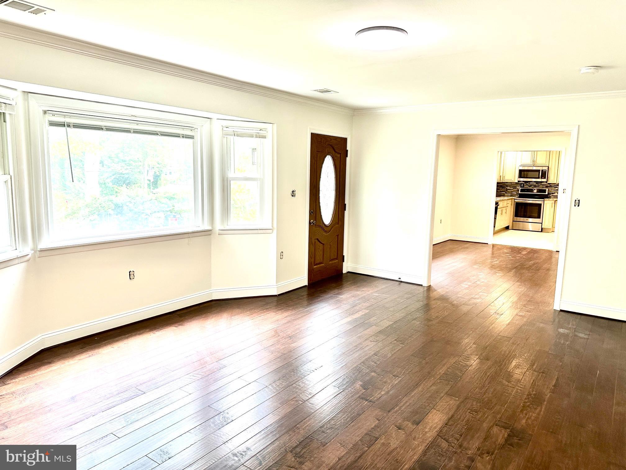 1176 IDYLEWILD DRIVE