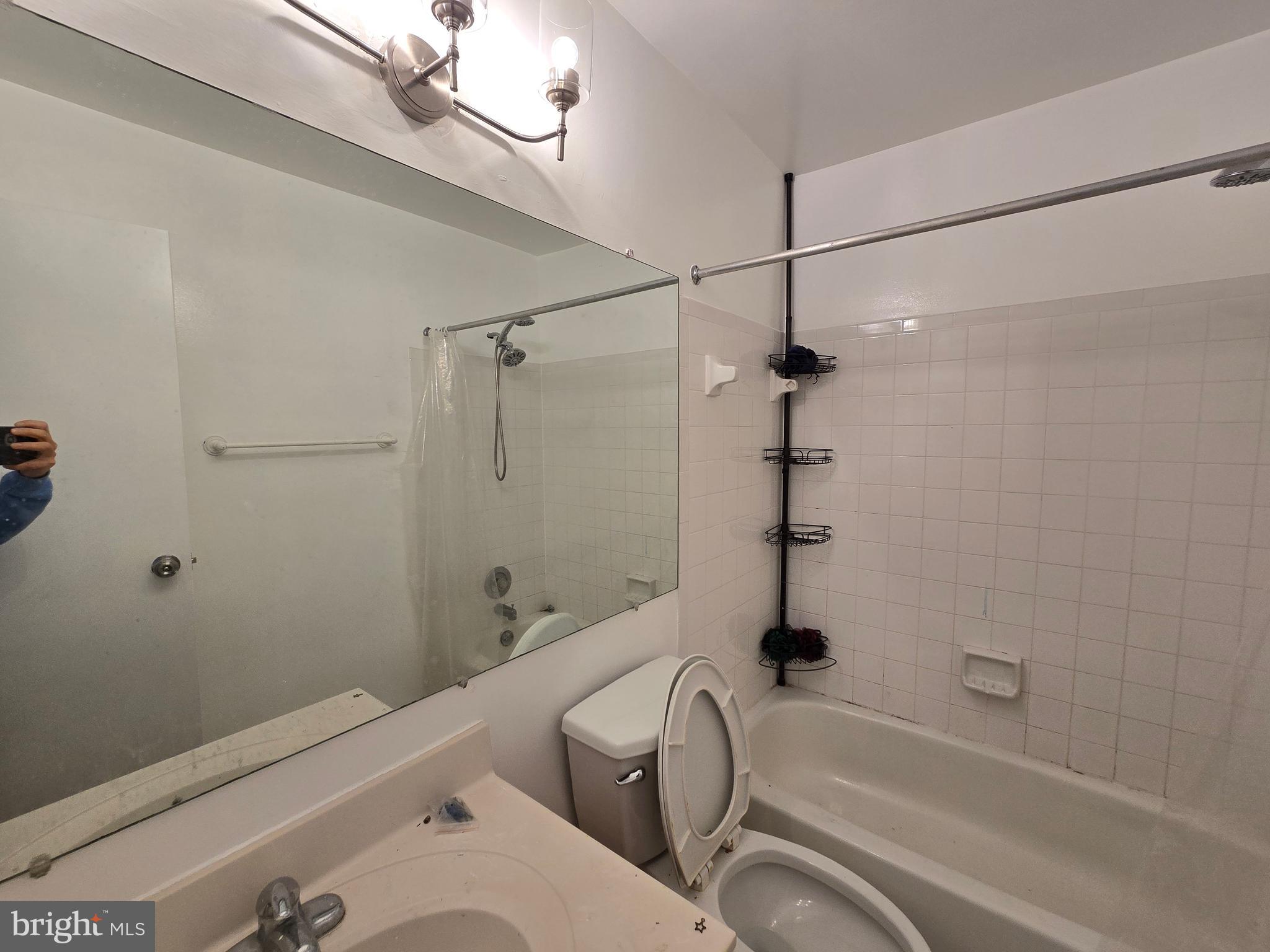 CHURCHILL TOWN SECTOR - Residential