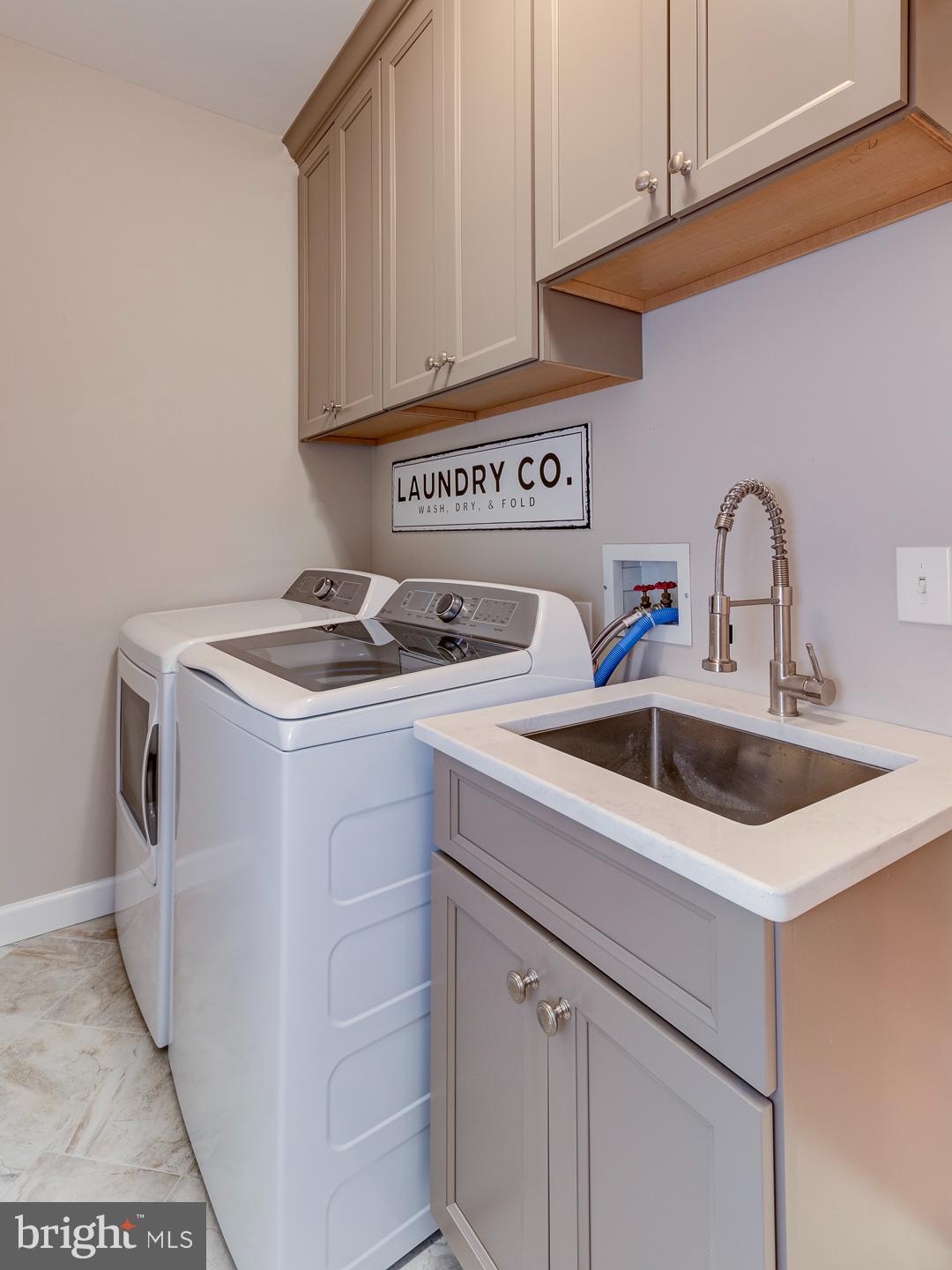 BROOKSIDE - Residential