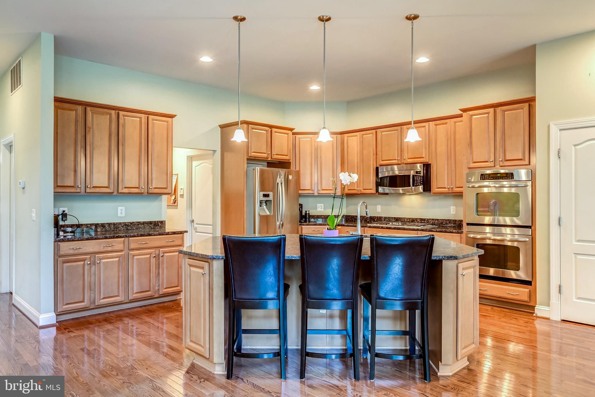 3883 BILLBERRY DRIVE