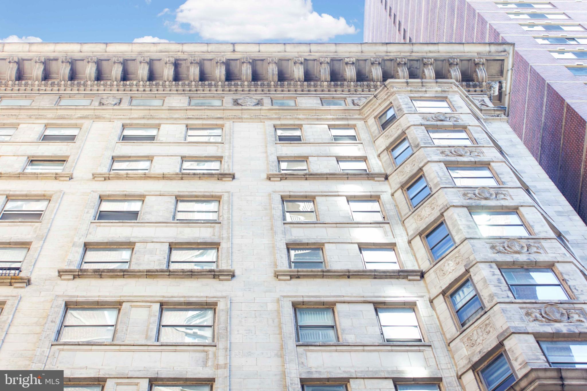 AVENUE OF THE ARTS - Residential Lease