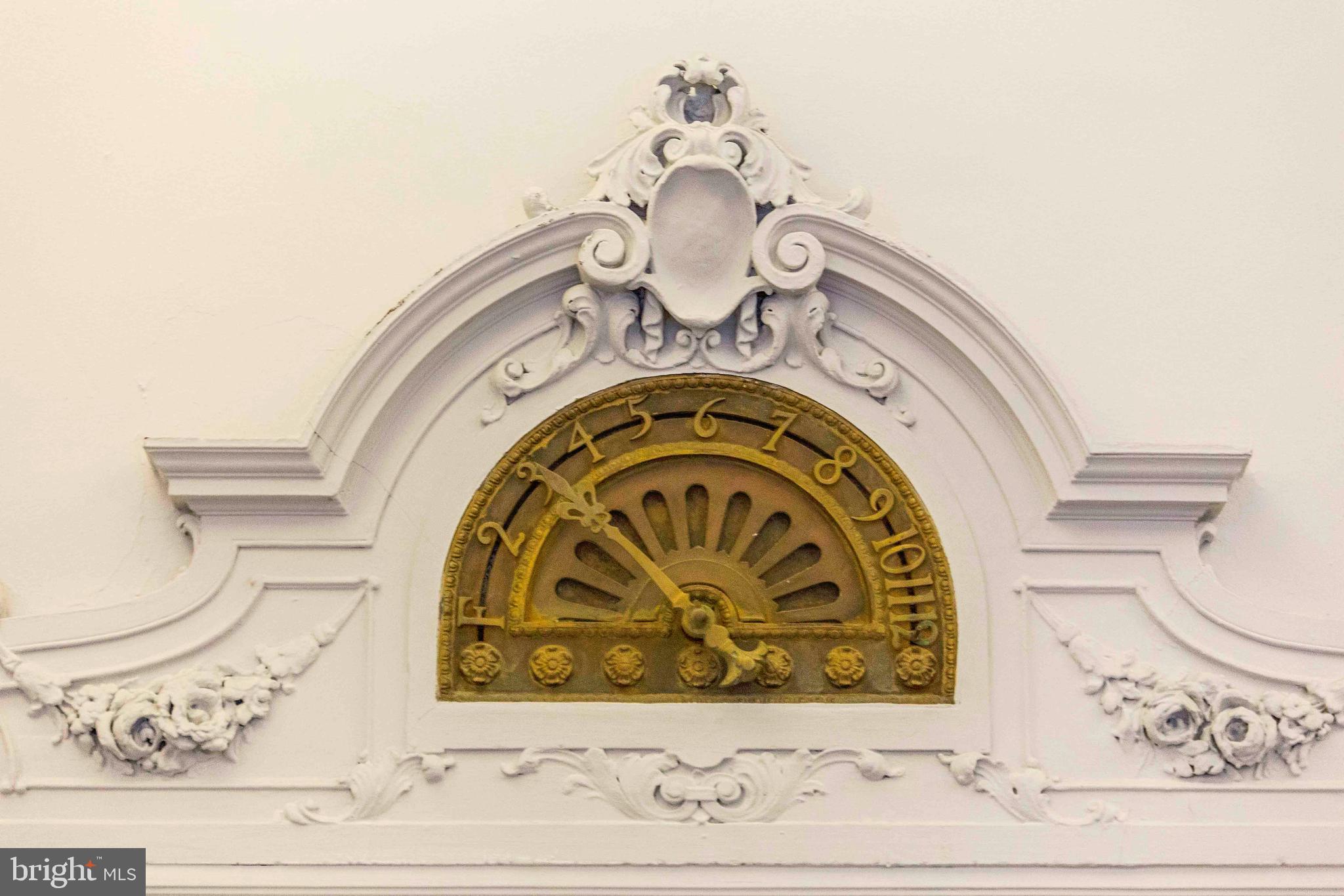 AVENUE OF THE ARTS - Residential Lease