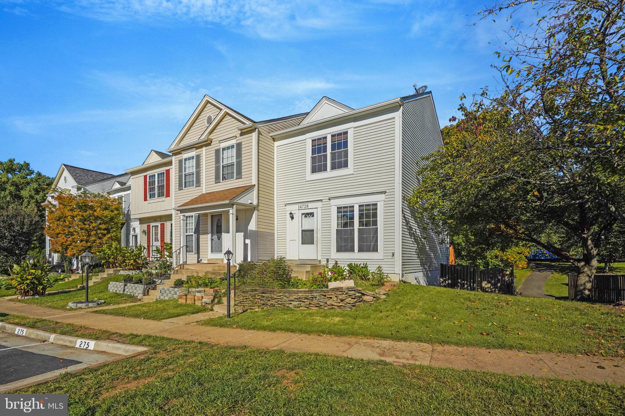 LONDON TOWN WEST - Residential