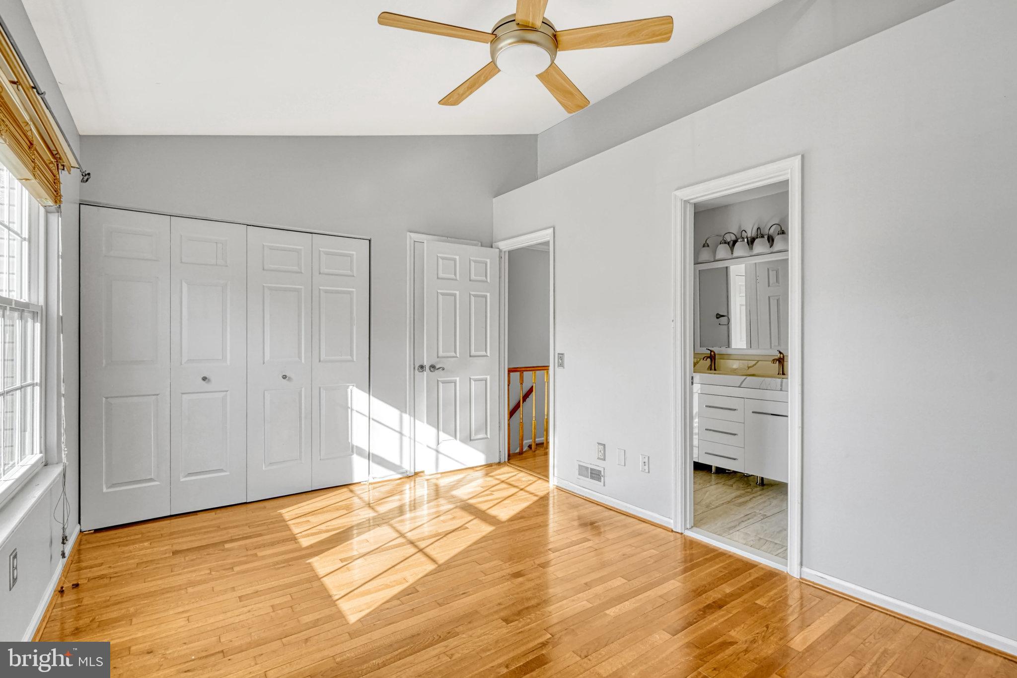 LONDON TOWN WEST - Residential