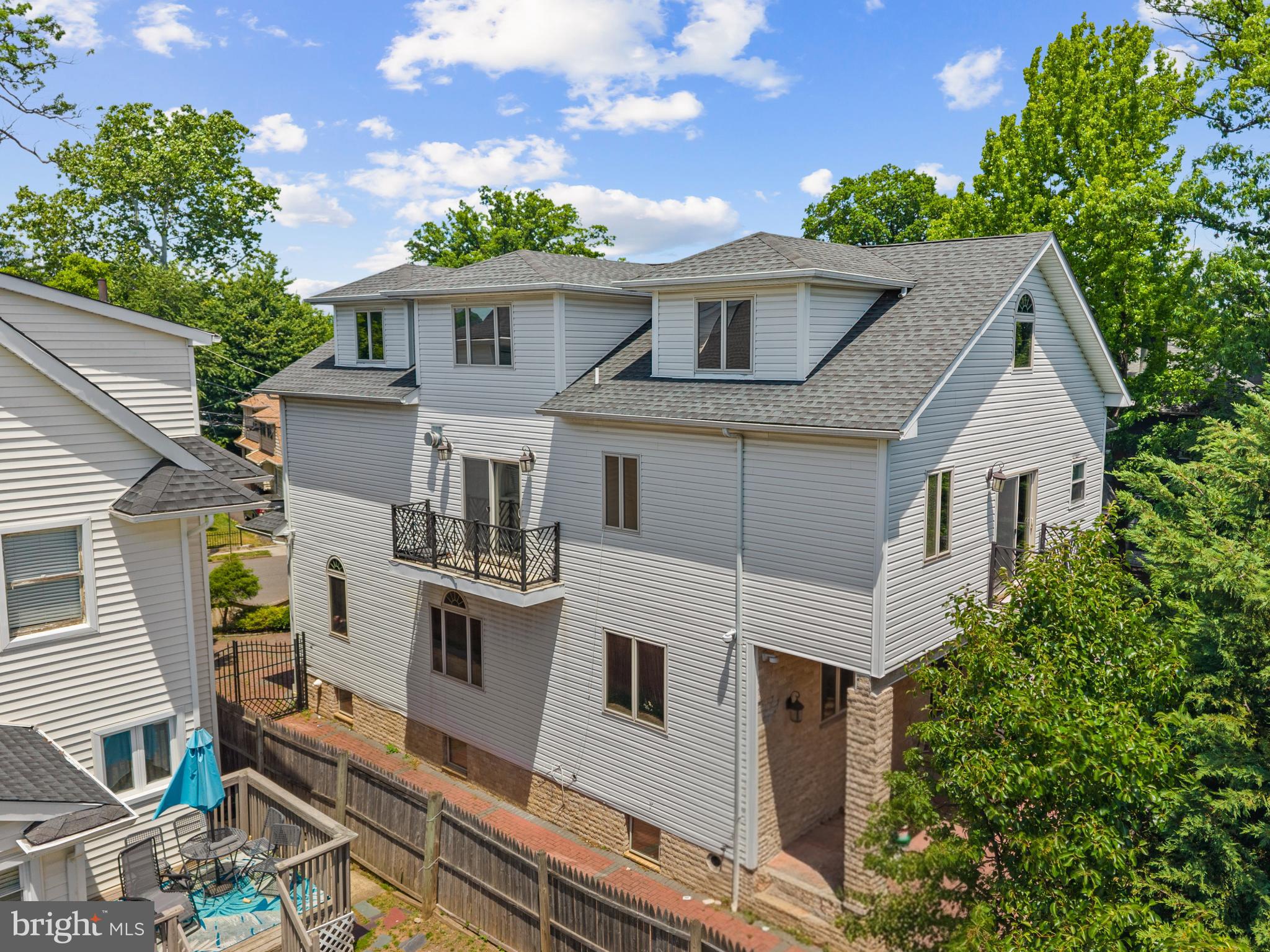 69 SUMMIT ROAD 71