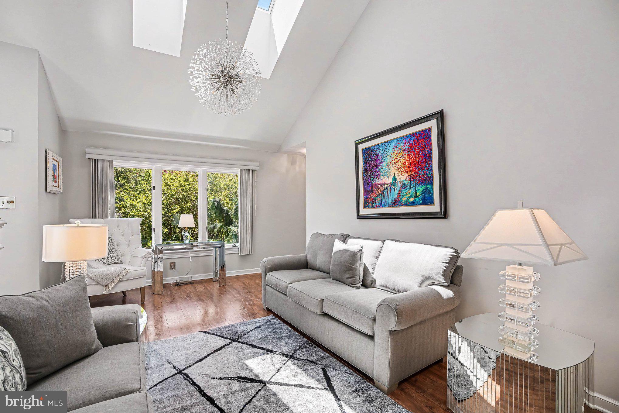 STEEPLECHASE - Residential