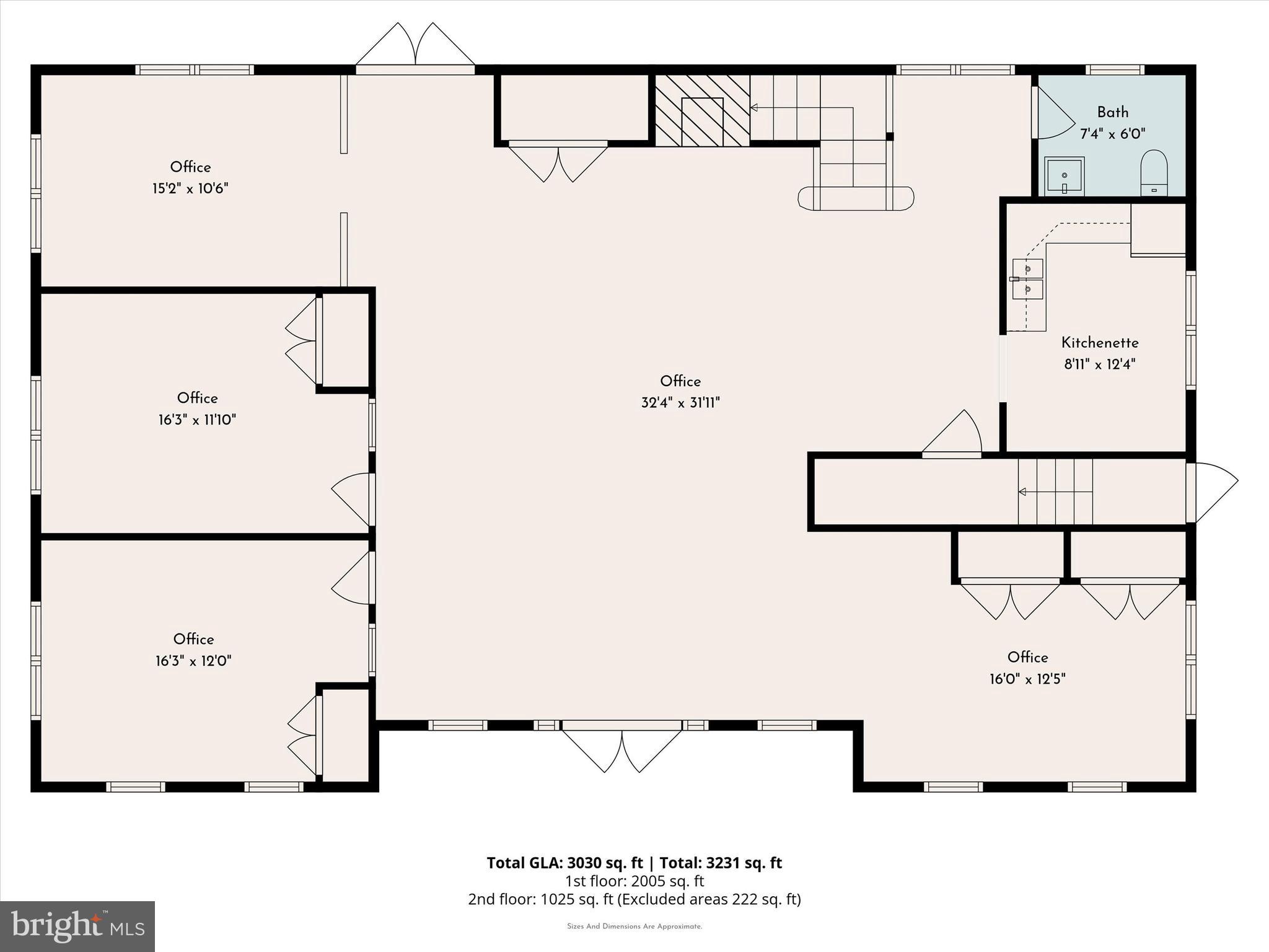 Main image without alt text