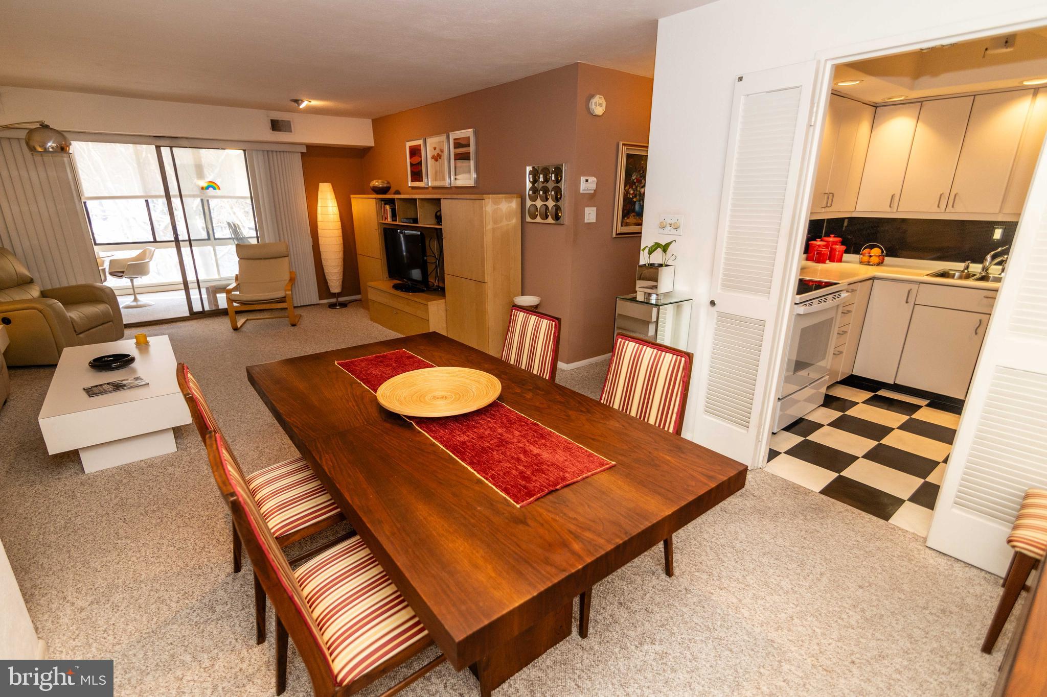 HICKORY HILL - Residential