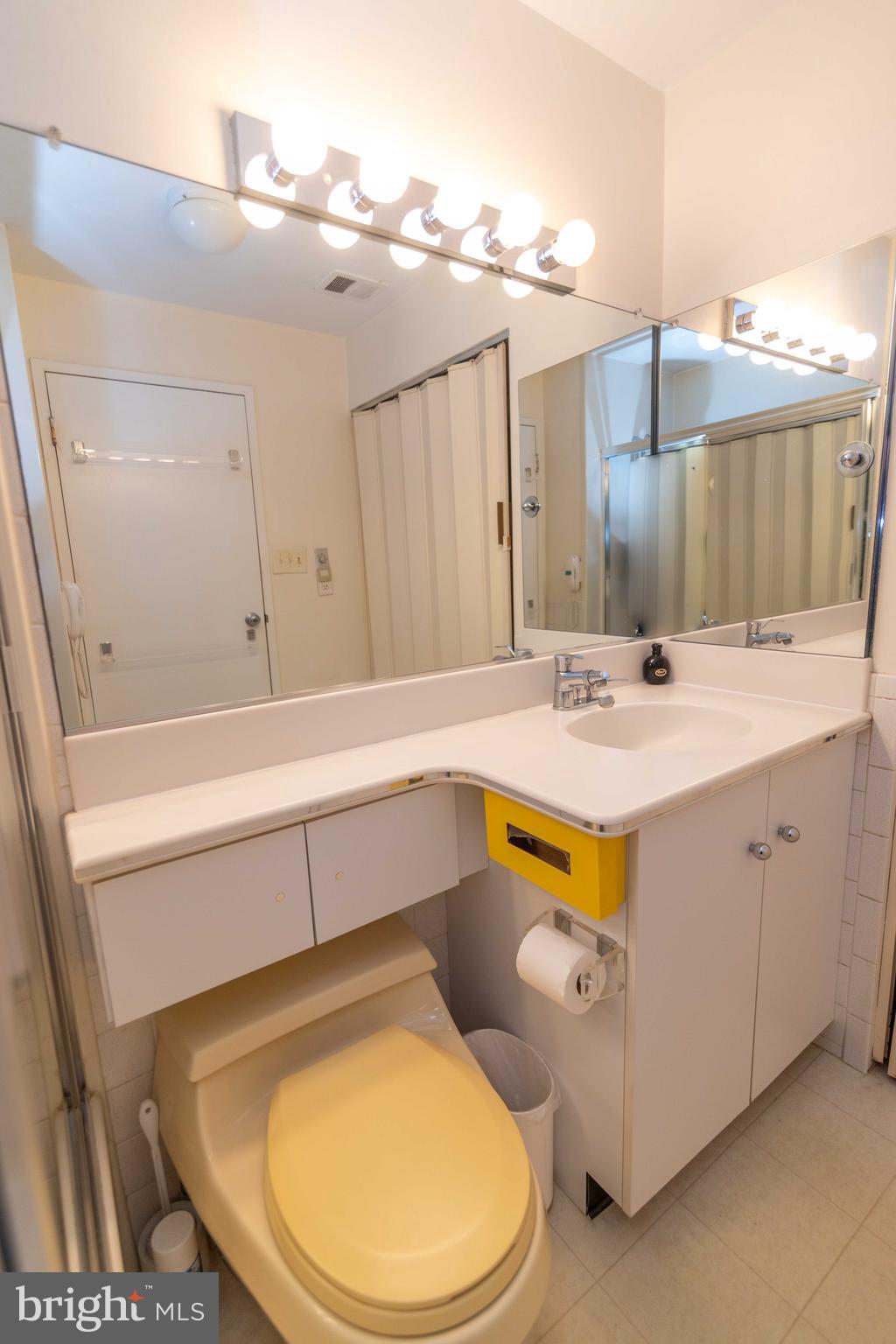 HICKORY HILL - Residential