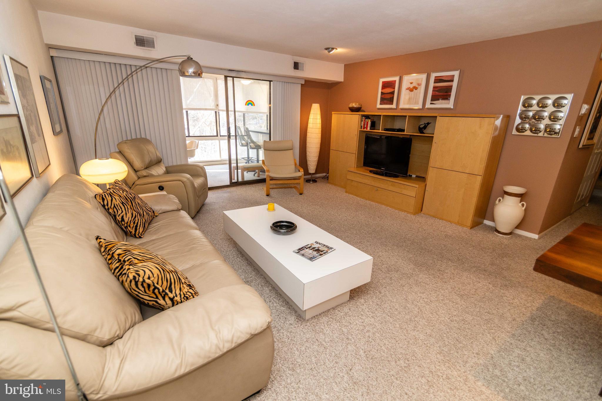 HICKORY HILL - Residential