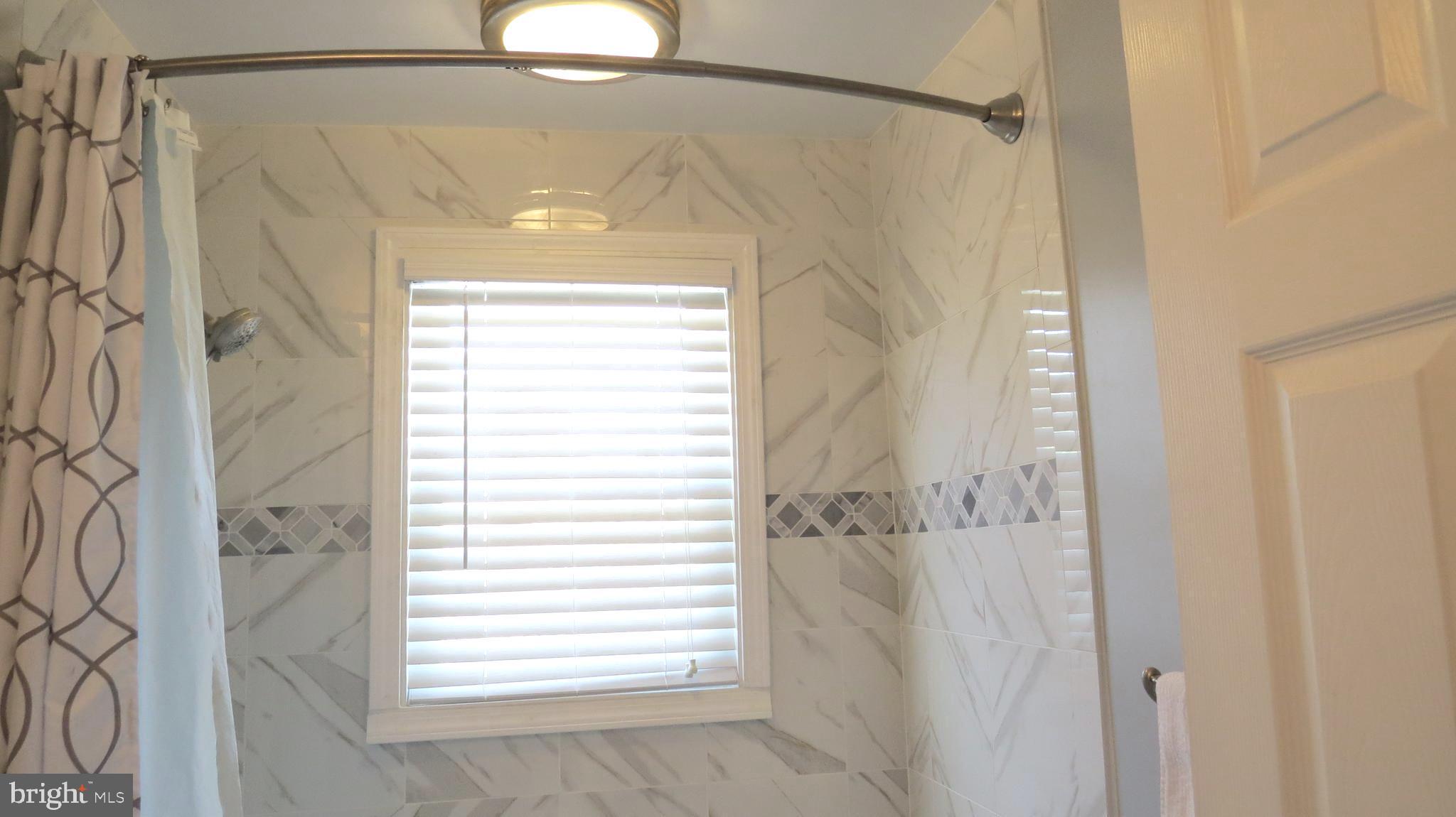 HAWTHORNE - Residential